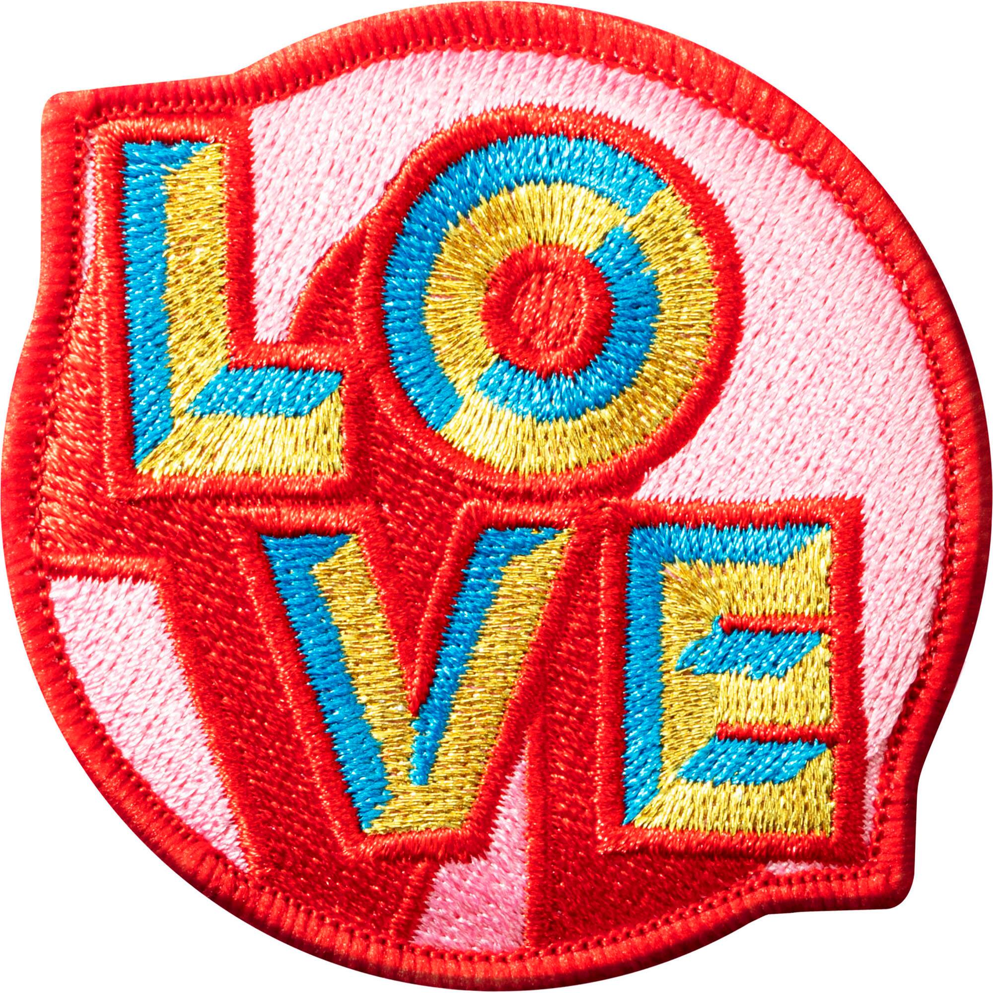 Left. LAUT - Magmoji MagSafe Phone Badge - LOVE - Pink/Red.