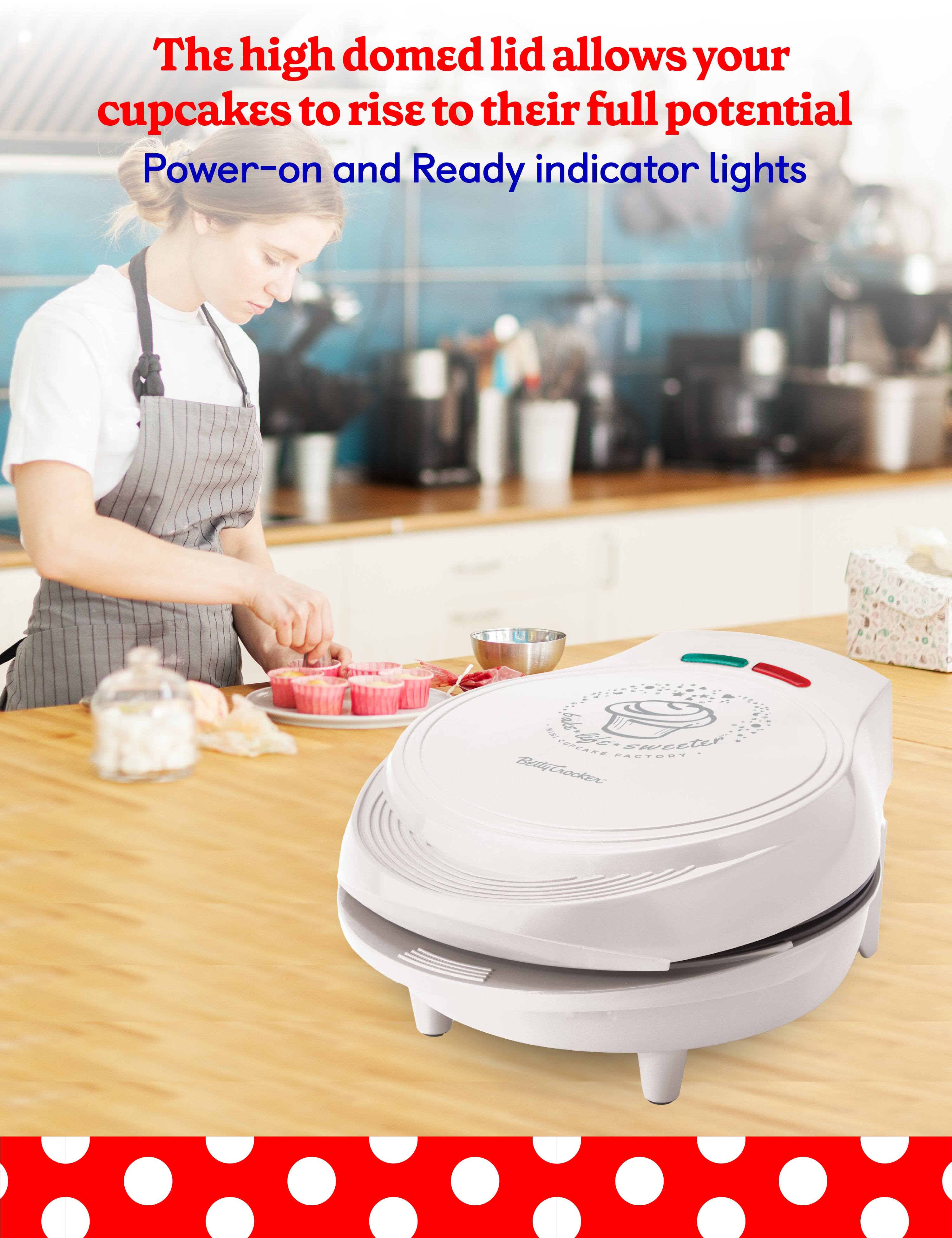 The high domed lid allows your cupcakes to rise to their full potential. Power-on and Ready indicator lights.