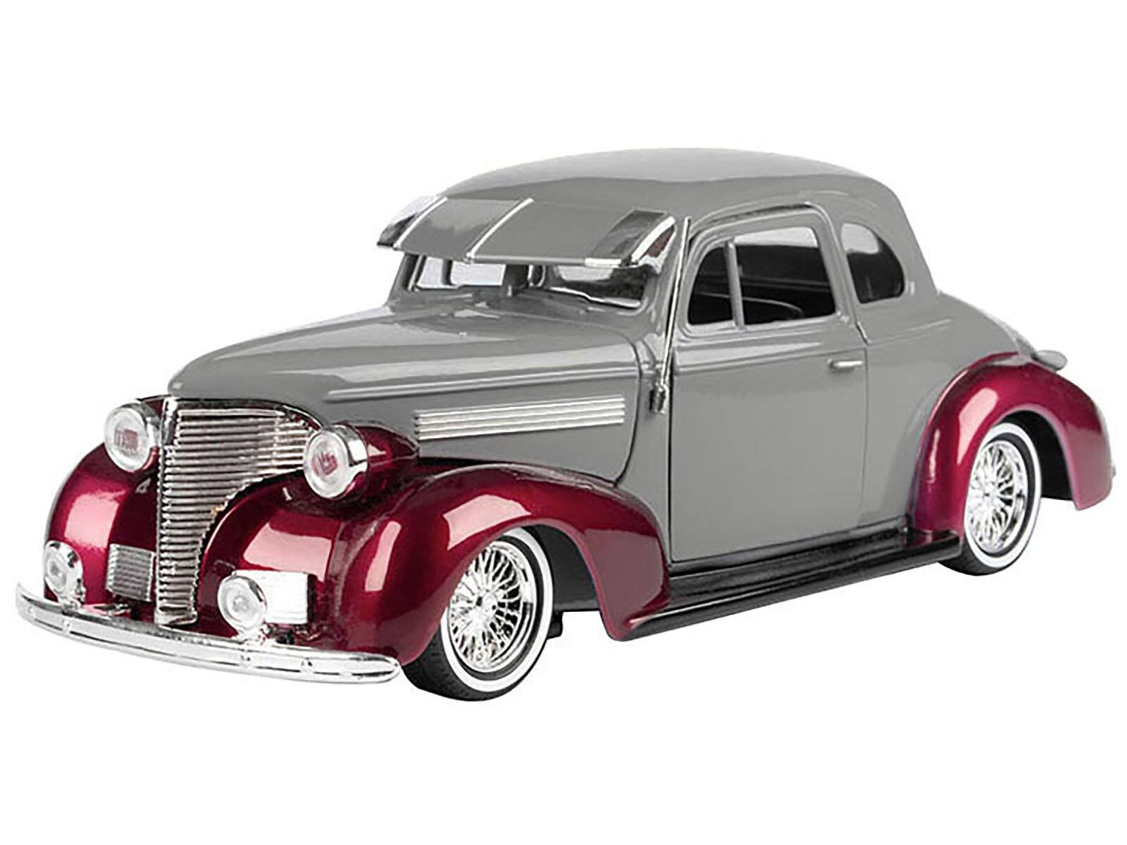 Alt View 1. Motormax - 1939 Chevrolet Coupe Lowrider Gray and Red Metallic "Get Low" Series 1/24 Diecast Model Car by Motormax.