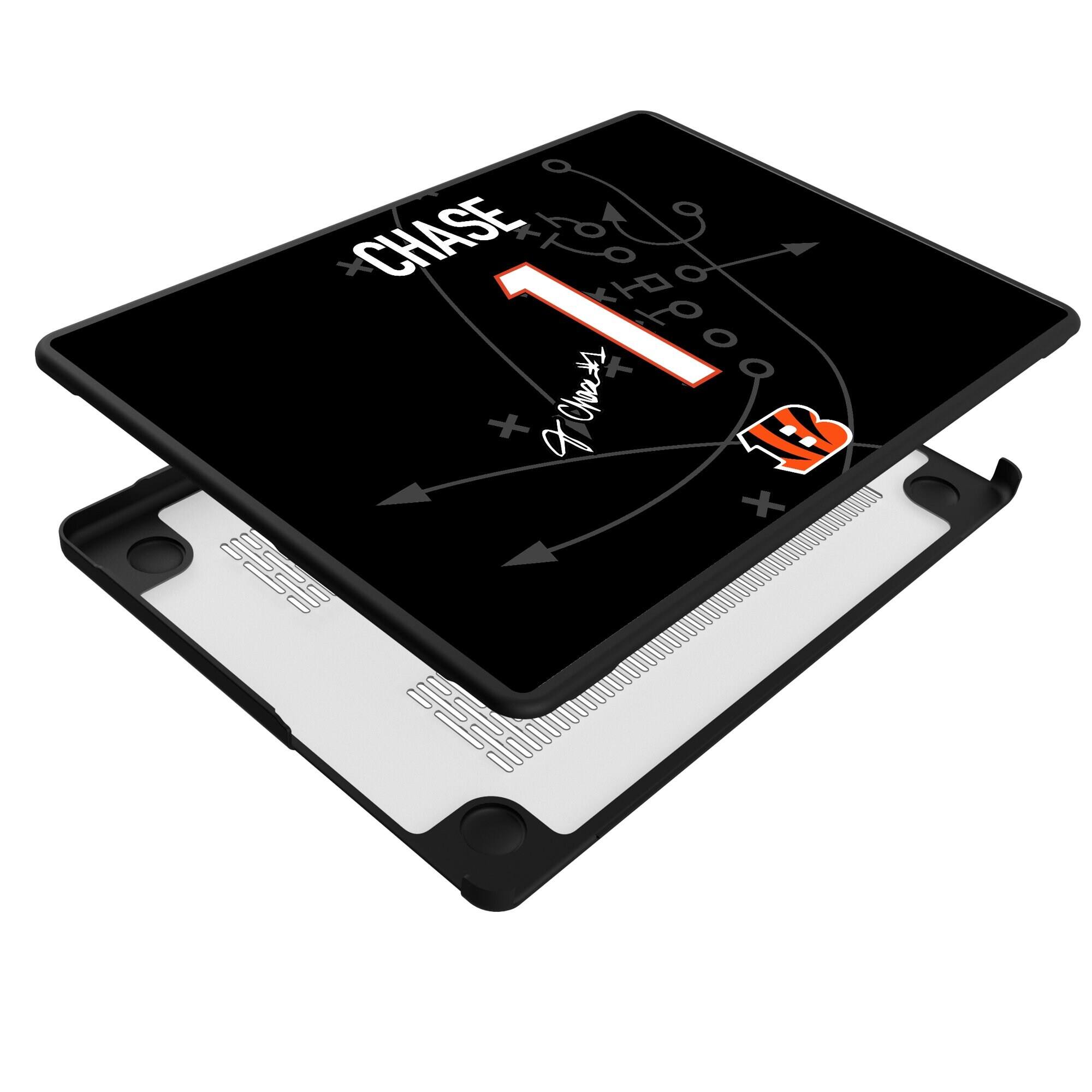 CHASE  
1  
T. Collins