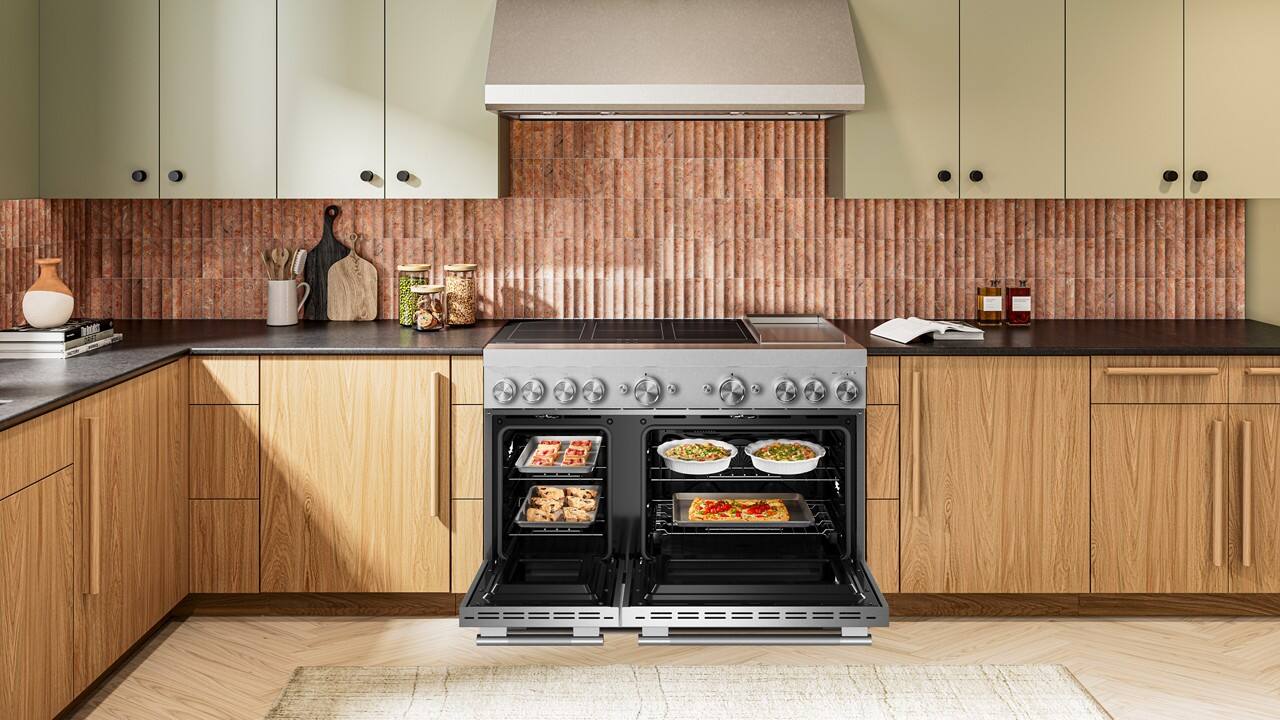 Alt View 8. KitchenAid - 48 in. Wide 6-Element 6.3 cu. ft. Freestanding Double Oven Electric Induction Commercial-Style Range with Griddle - Stainless Steel.