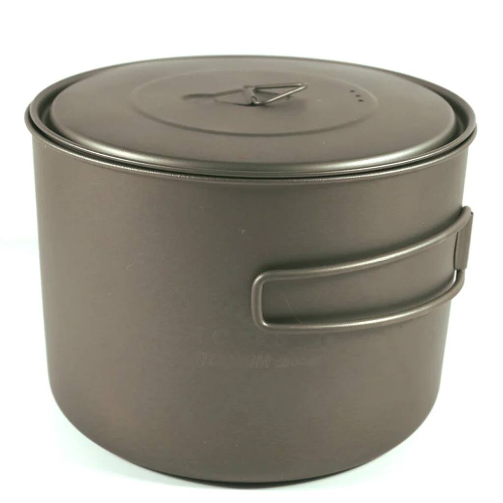 Front. TOAKS - TOAKS Titanium 1600ml Pot - POT-1600 - Outdoor Camping Cup Bowl - Silver.