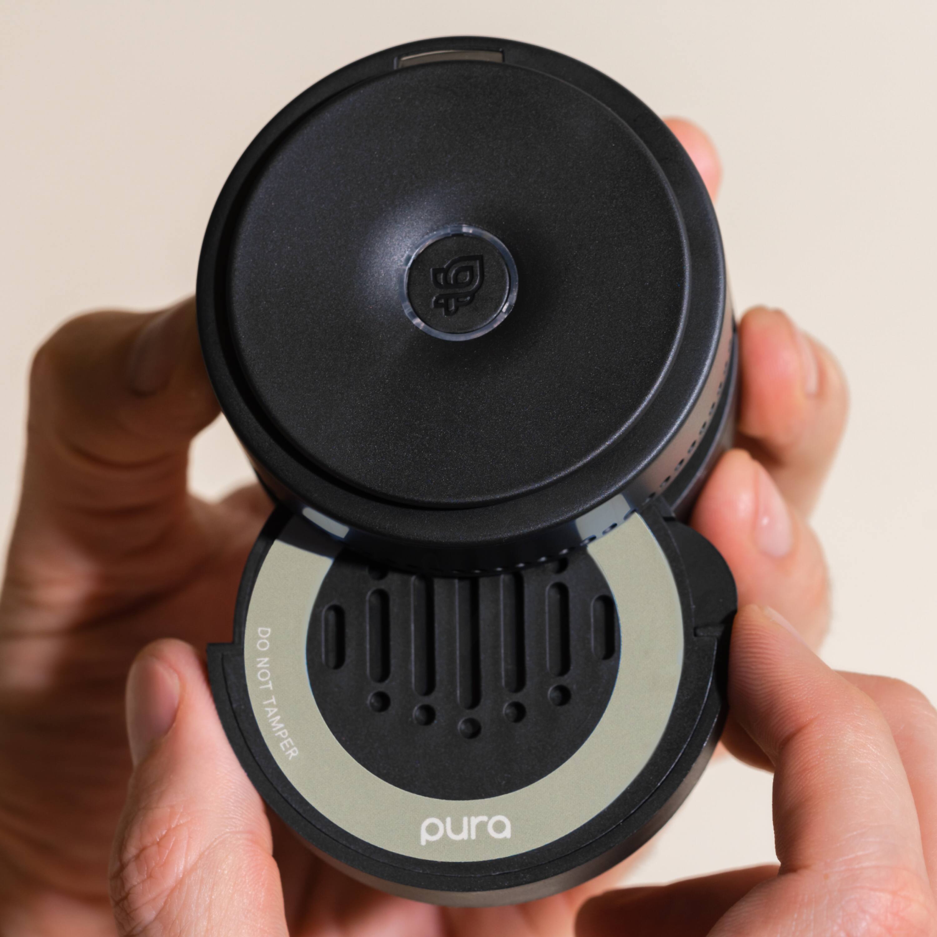 9 4 DO NOT TAMPER  
pura