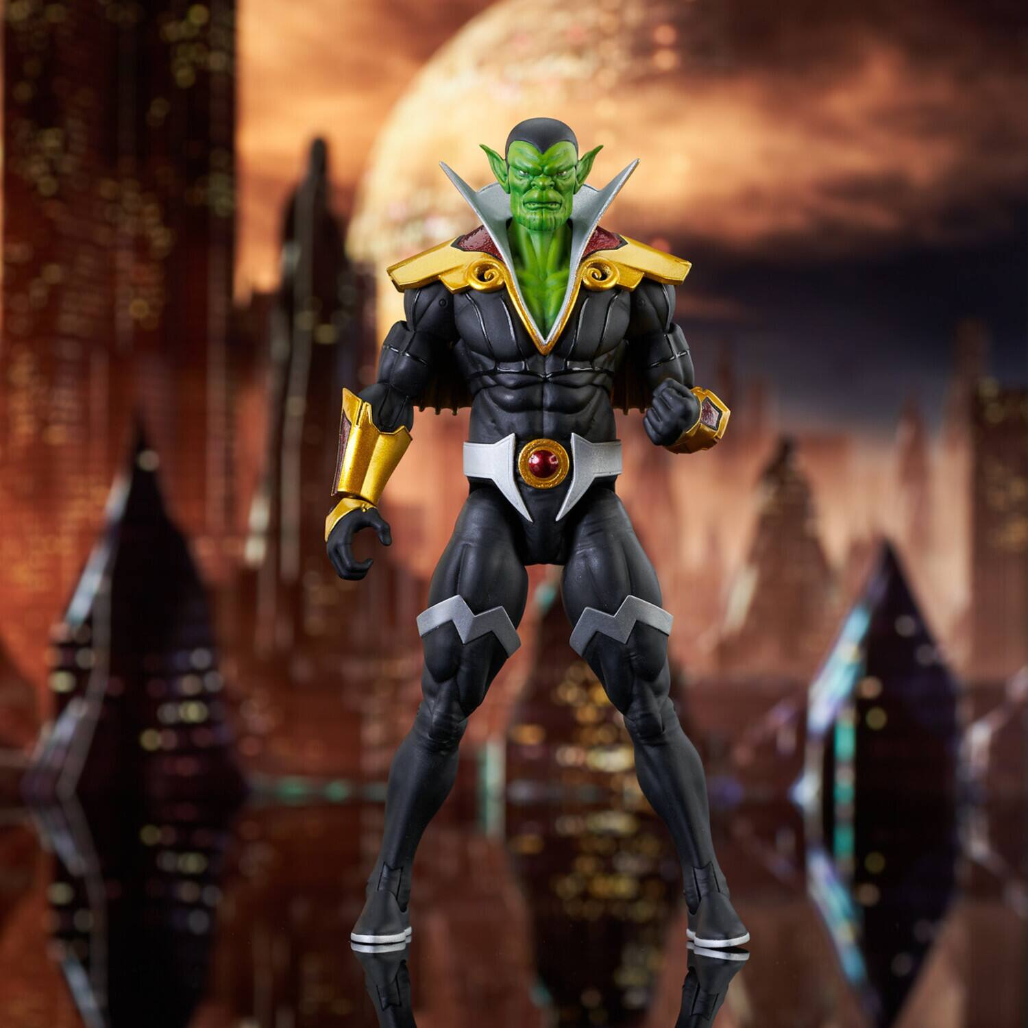 Alt View 2. Diamond Select Toys - Diamond Select - Marvel Select Skrull Action Figure   - Collectibles - Multicolor.