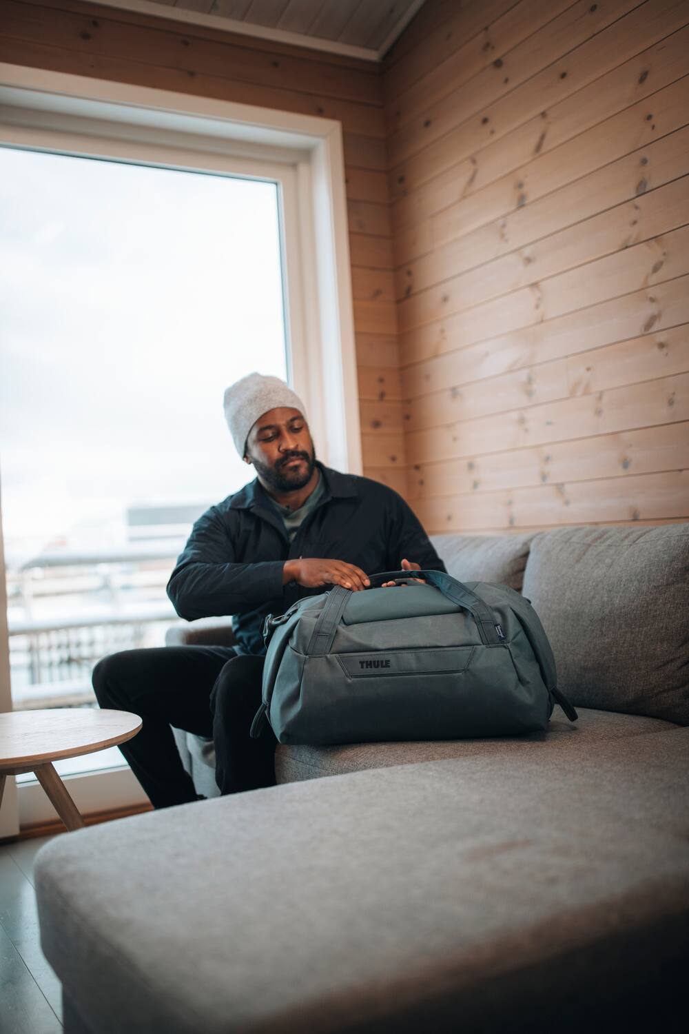 Alt View 4. Thule - Aion Duffel 35L - Dark Slate.