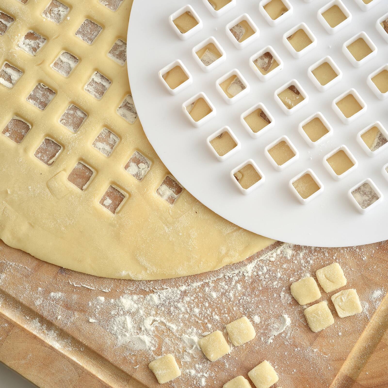 Alt View 5. Norpro - Lattice Pie Top Cutter – 10-Inch Crust Decoration Tool, White - White.