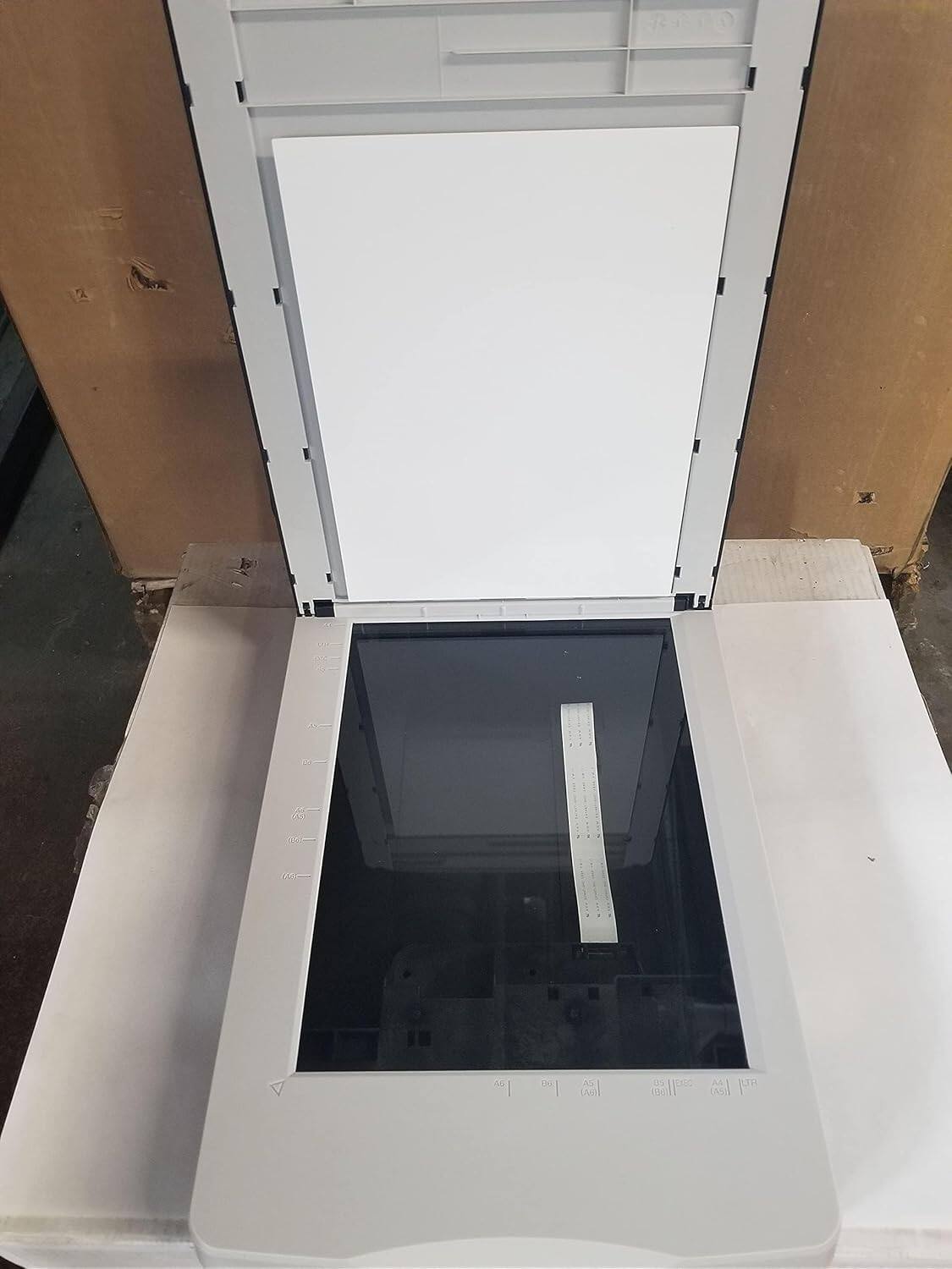 Back. Fujitsu - Fujitsu fi-7260 Professional Desktop Color Duplex Document Scanner with (ADF) and Flatbed (PA03670-B555) - White.