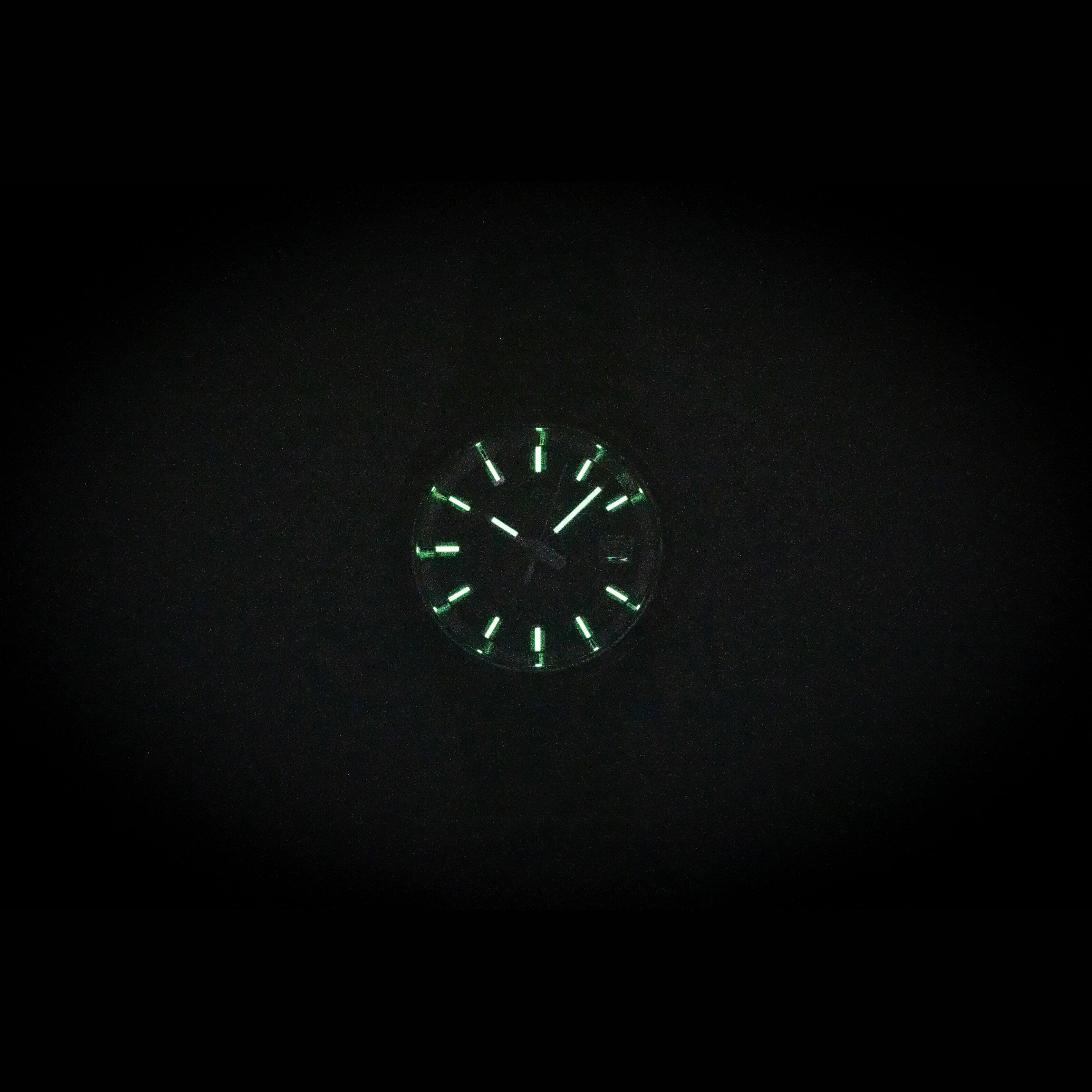 Angle. Casio - Edifice Analog Stainless Steel Green Dial Quartz EFB-109D-3AV 100M Men's Watch - Green.