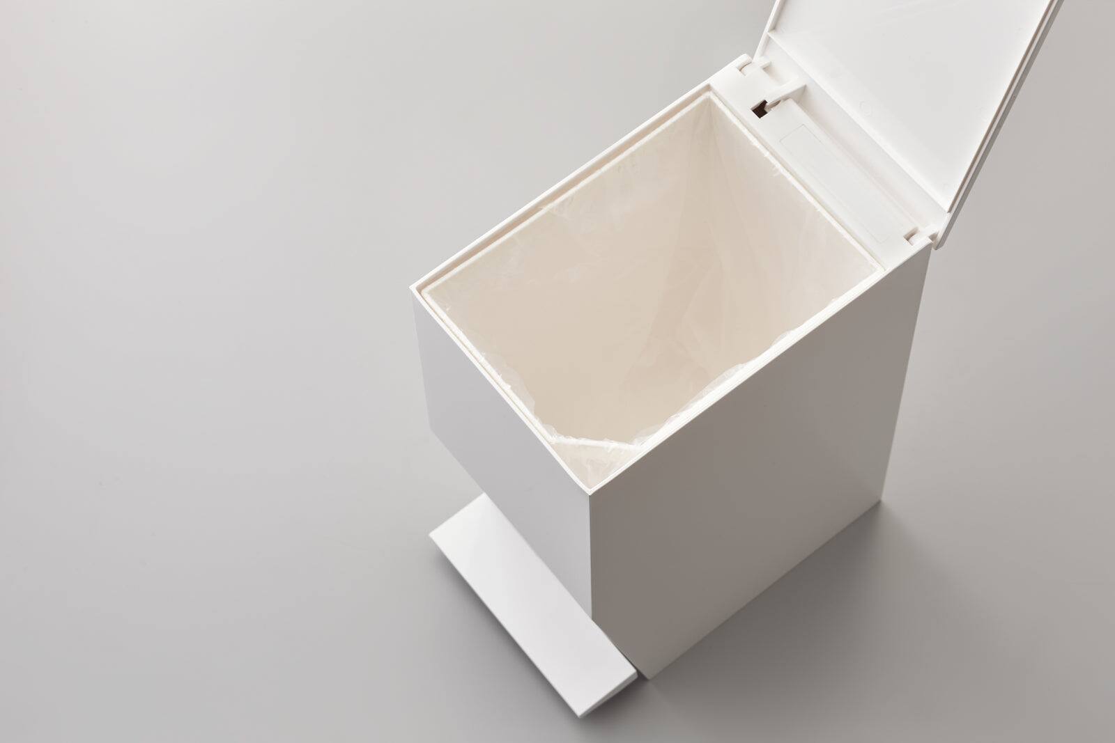 Left. Yamazaki Home - Step Trash Can - Black.