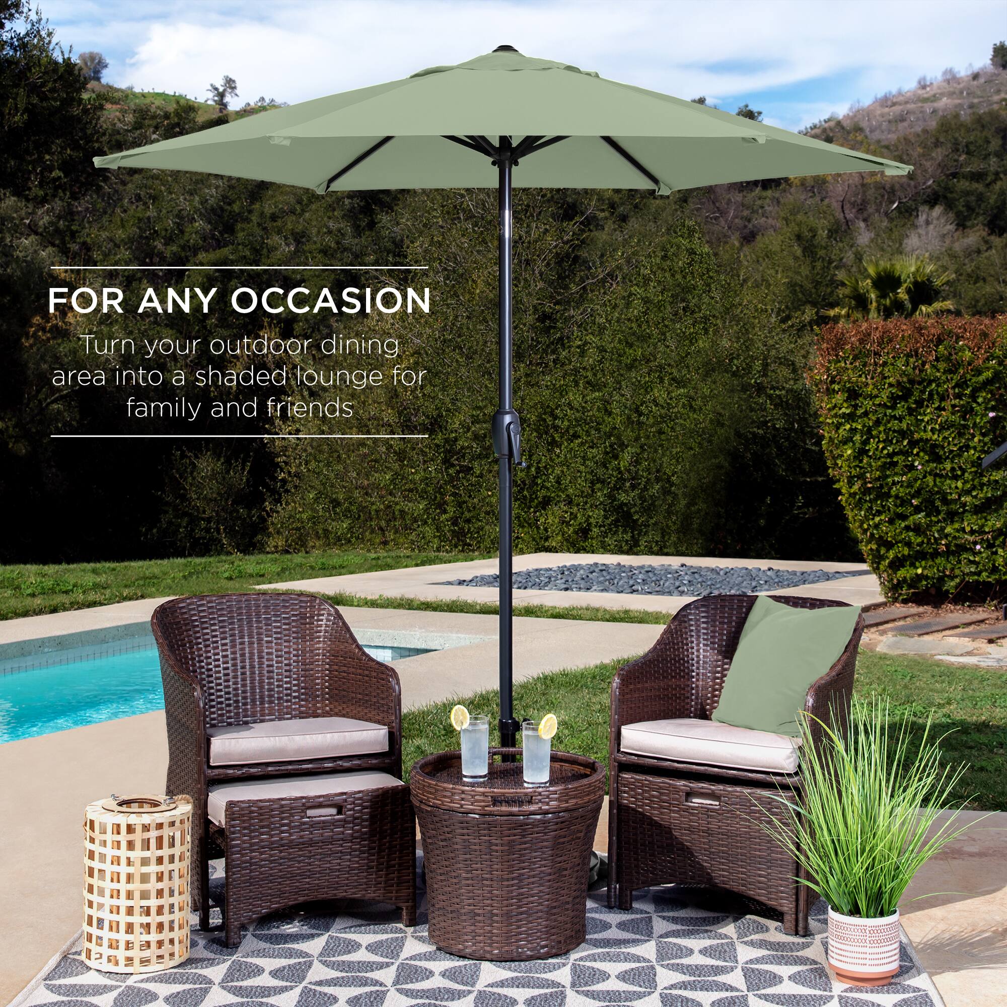 FOR ANY OCCASION
Turn your outdoor dining area into a shaded lounge for family and friends.