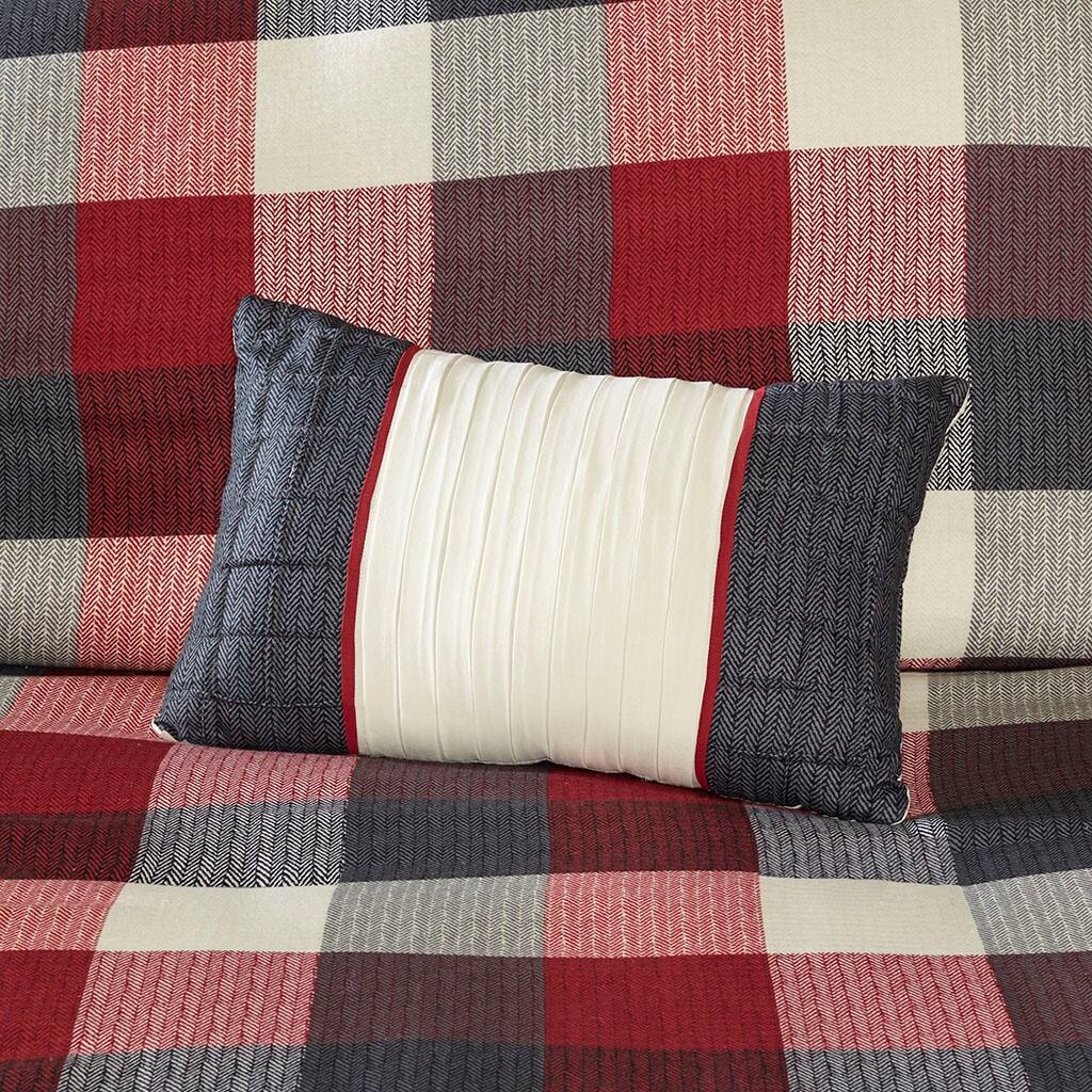 Alt View 3. Gracie Mills - Gracie Mills Nanette 6 Piece Herringbone Duvet Cover Set - Red.