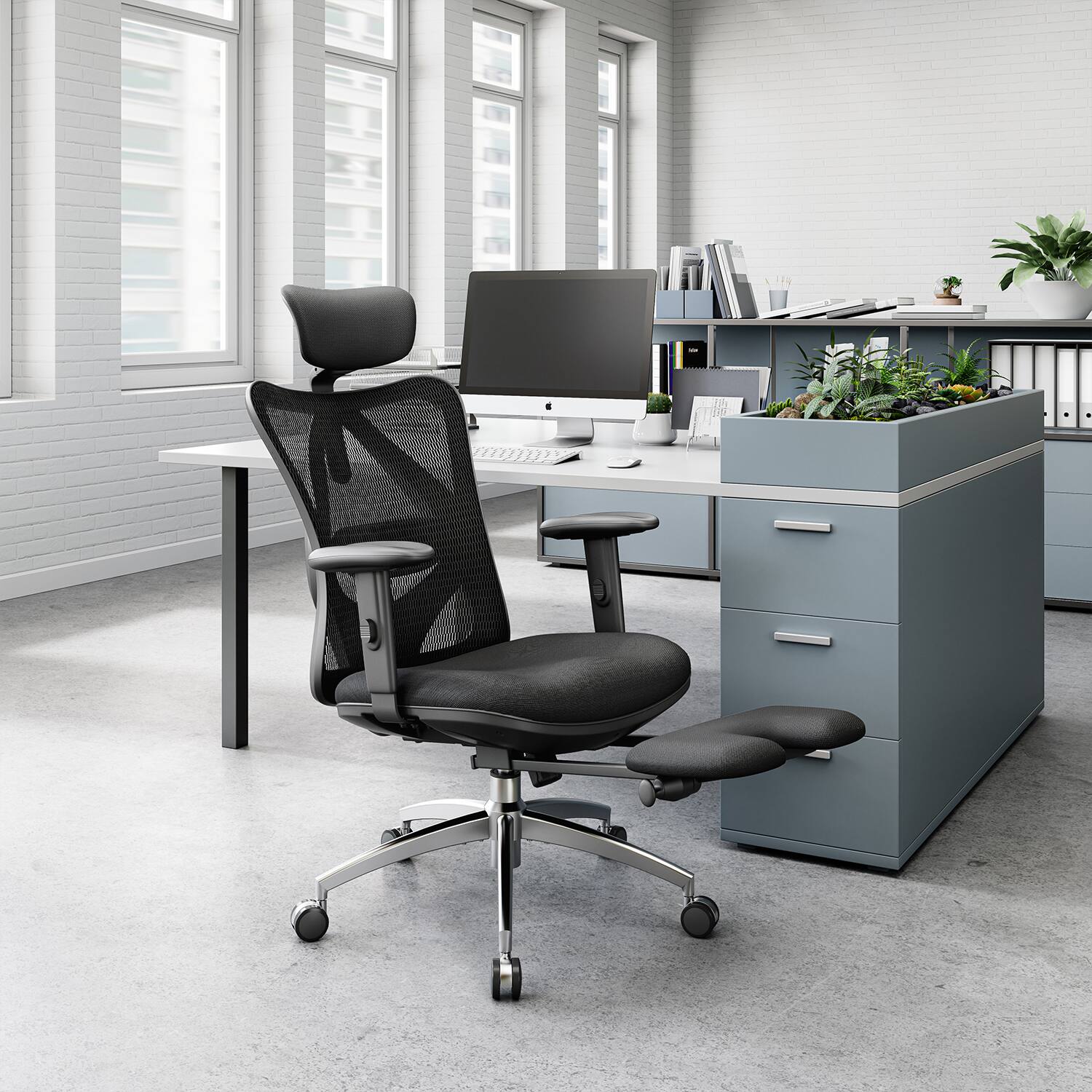 Angle. SIHOO - M18 Office Chair with Footrest, High Back Desk Chair, Ergonomic Chair with Armrest & Headrest - Black - FT.