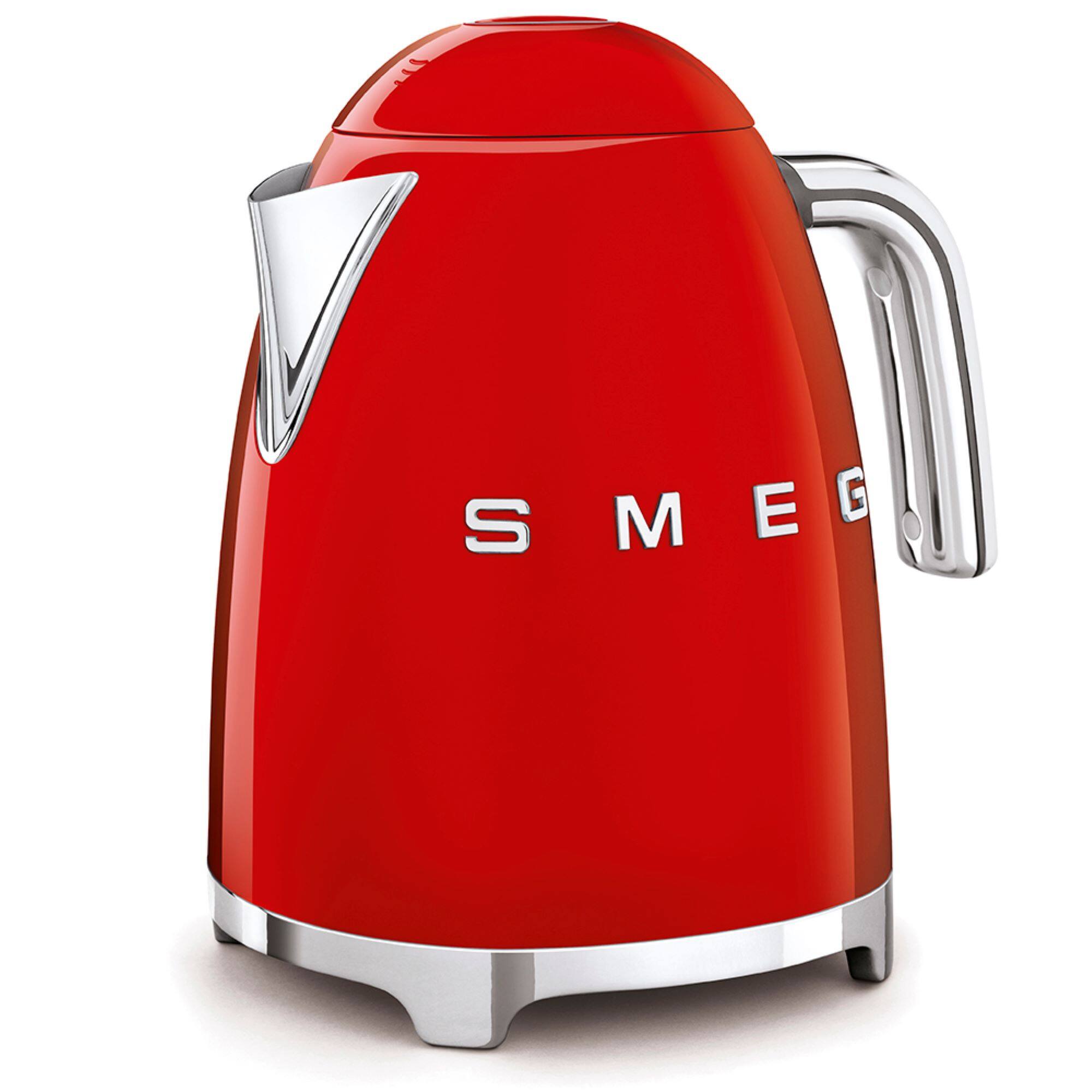 Angle. SMEG - SMEG KLF03 7-cup Electric Kettle - Red.
