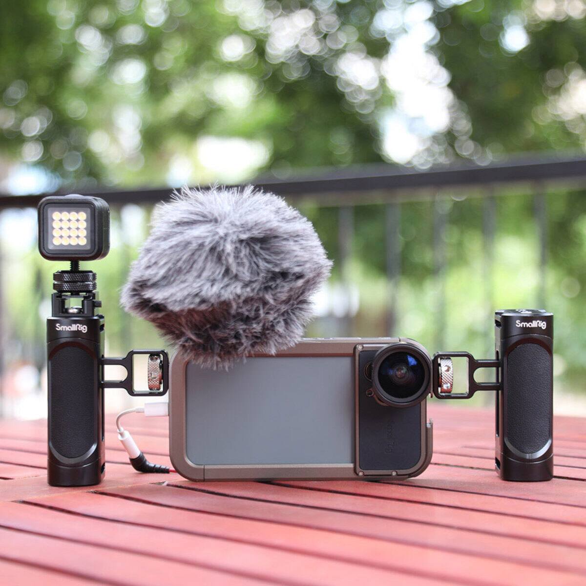 Smallrig Lightweight Side Handle for Smartphone Cage - Best Buy