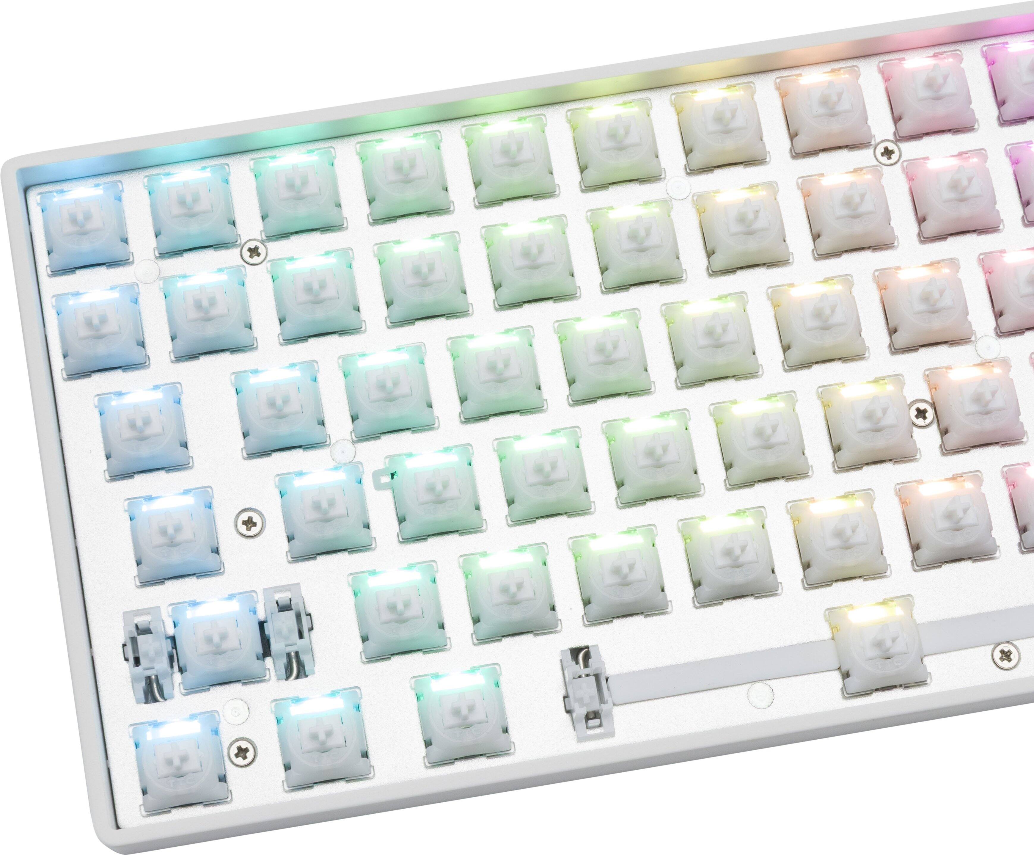 Alt View 6. Higround - Basecamp 75+ - CELSHADE PRIMARY.