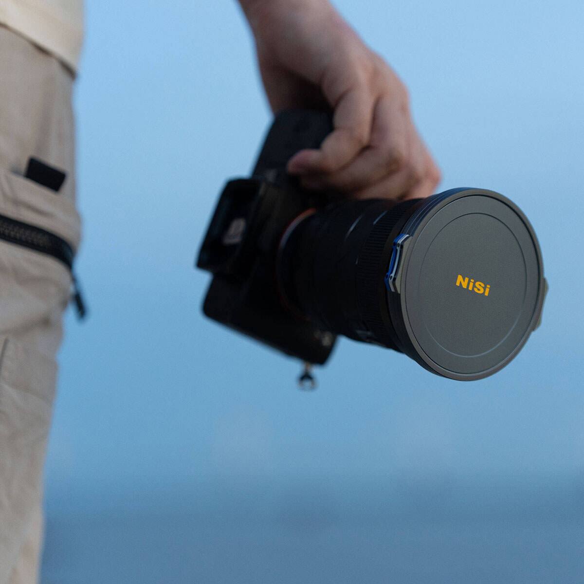 Alt View 4. NiSi - NiSi JetMag Pro 82MAG Magnetic Cap Kit - Gray.