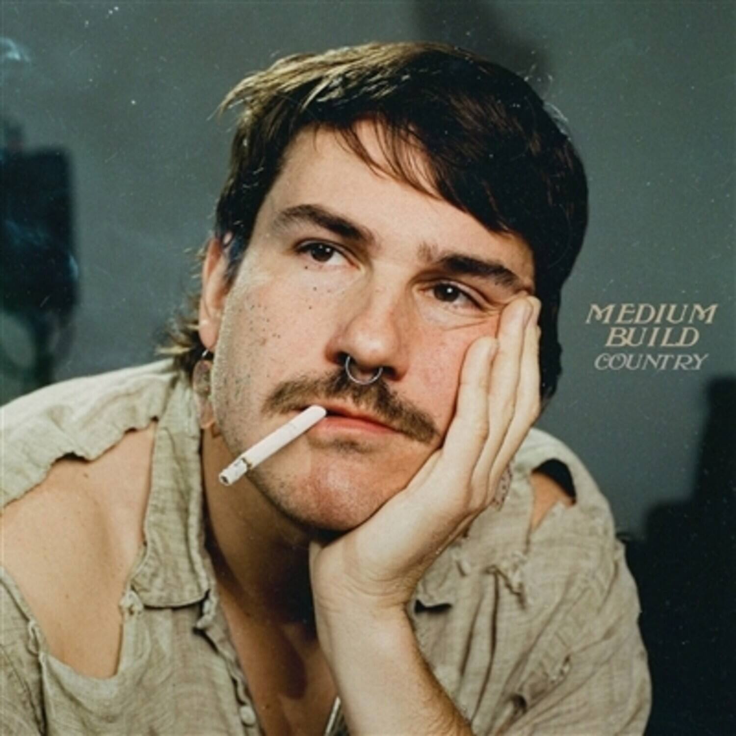 MEDIUM BUILD COUNTRY