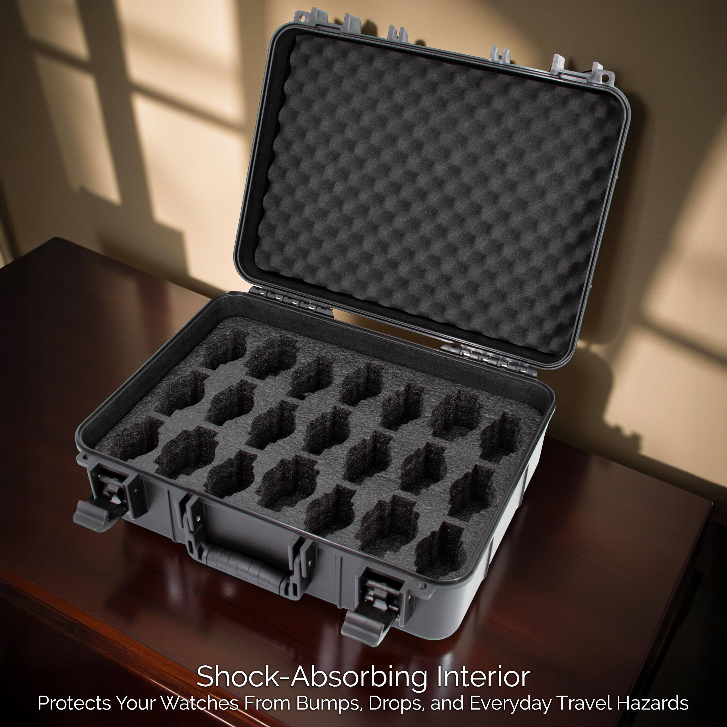 Shock-Absorbing Interior  
Protects Your Watches From Bumps, Drops, and Everyday Travel Hazards