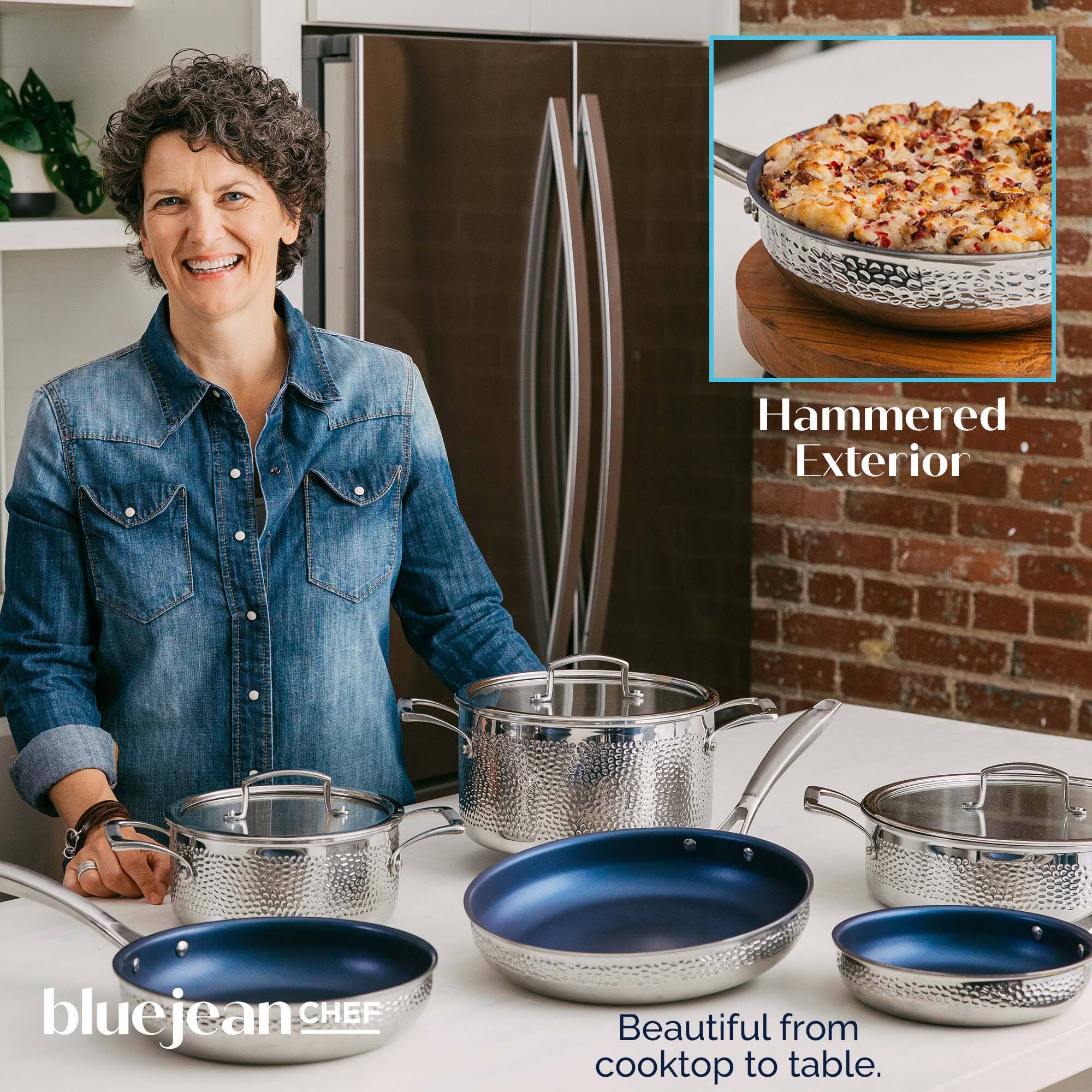 Hammered Exterior

Beautiful from cooktop to table.

bluejean CHEF