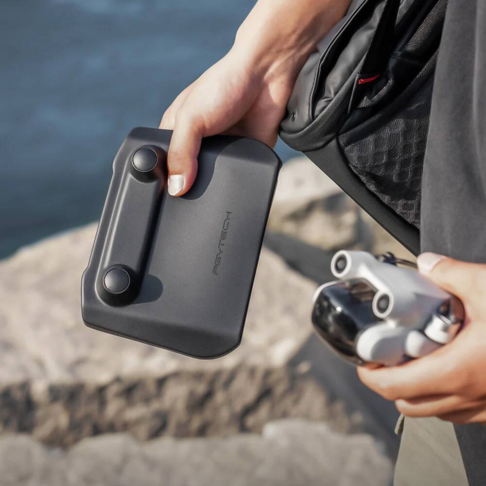 Left. PGYTECH - PGYTECH DJI RC/RC2 Protector.