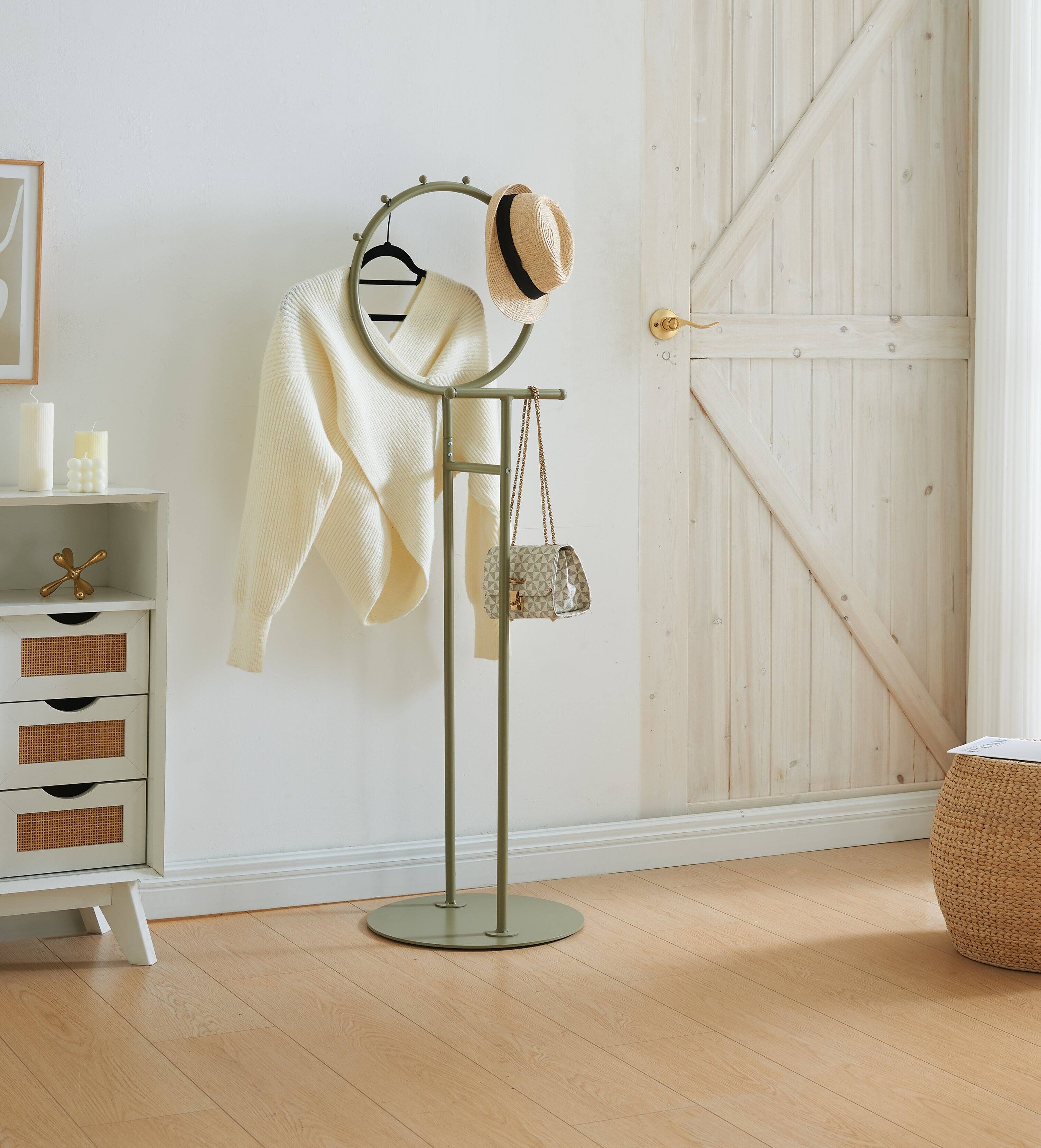 Angle. Kings Brand Furniture - Kings Brand Furniture Cheska Suit Valet Stand with Circular Frame - Natural.
