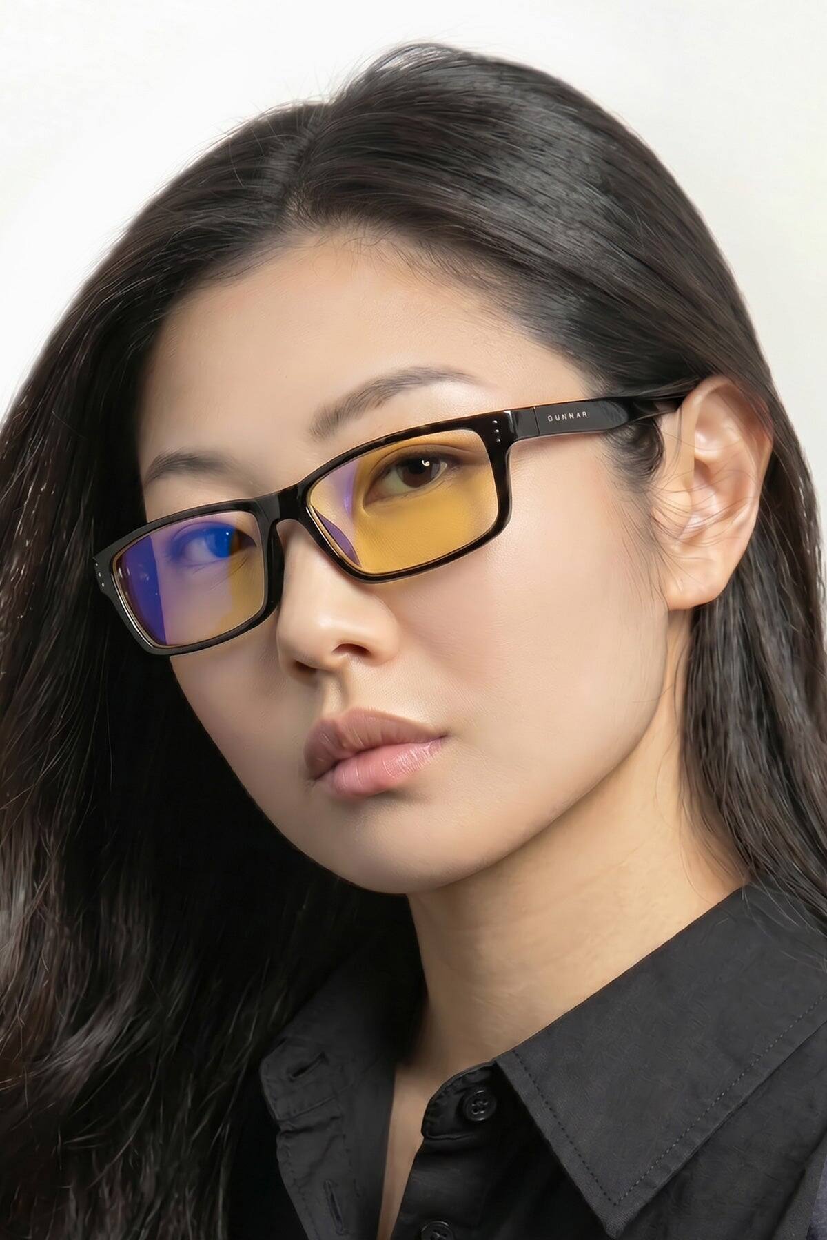 Alt View 4. GUNNAR - GUNNAR Gaming Glasses  -  Riot, Onyx, Clear Lens - Blue Light Blocking, Relieve Dry Eye, Anti Glare - Onyx.