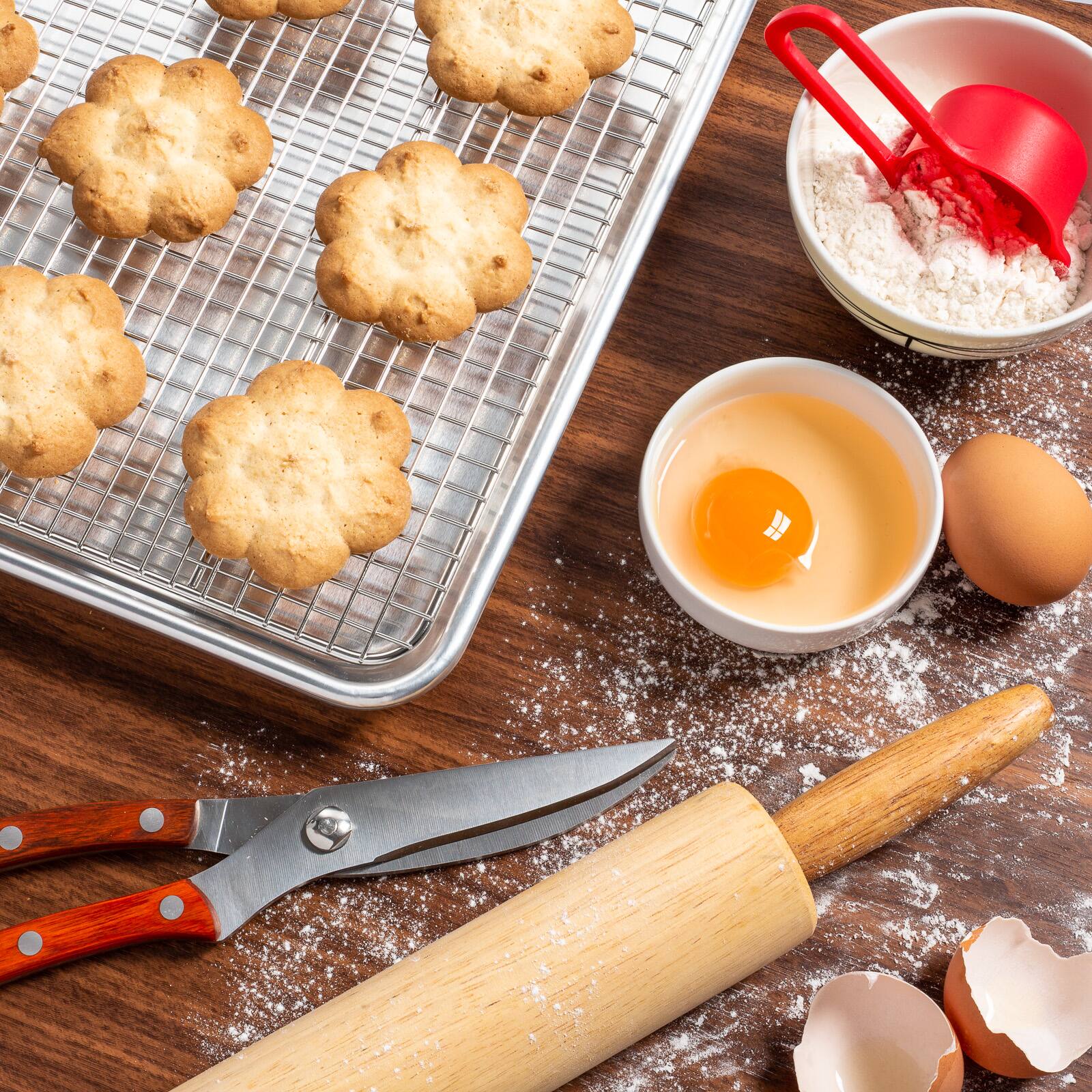 Alt View 4. Last Confection - Stainless Steel Baking and Cooling Racks - Silver.
