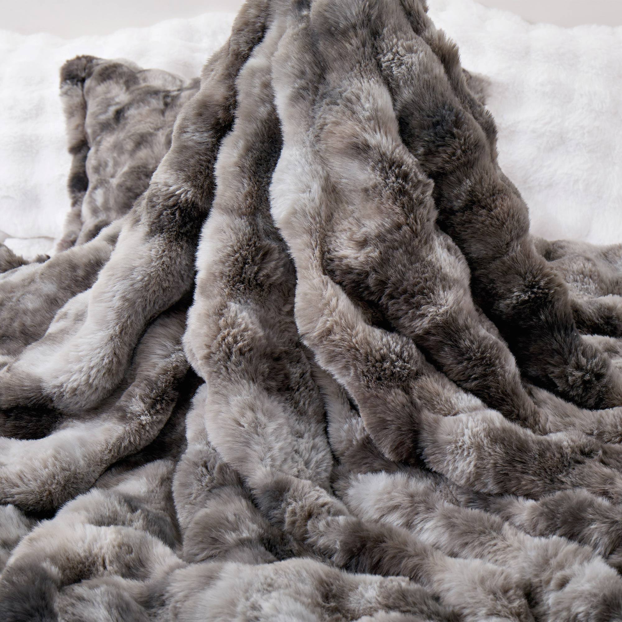 Alt View 1. Peace Nest - Peace Nest Ultra-Soft Faux Fur Comforter Set with Plush Tie-Dye & Reversible Sherpa, Dark Gray, King - Dark Gray.