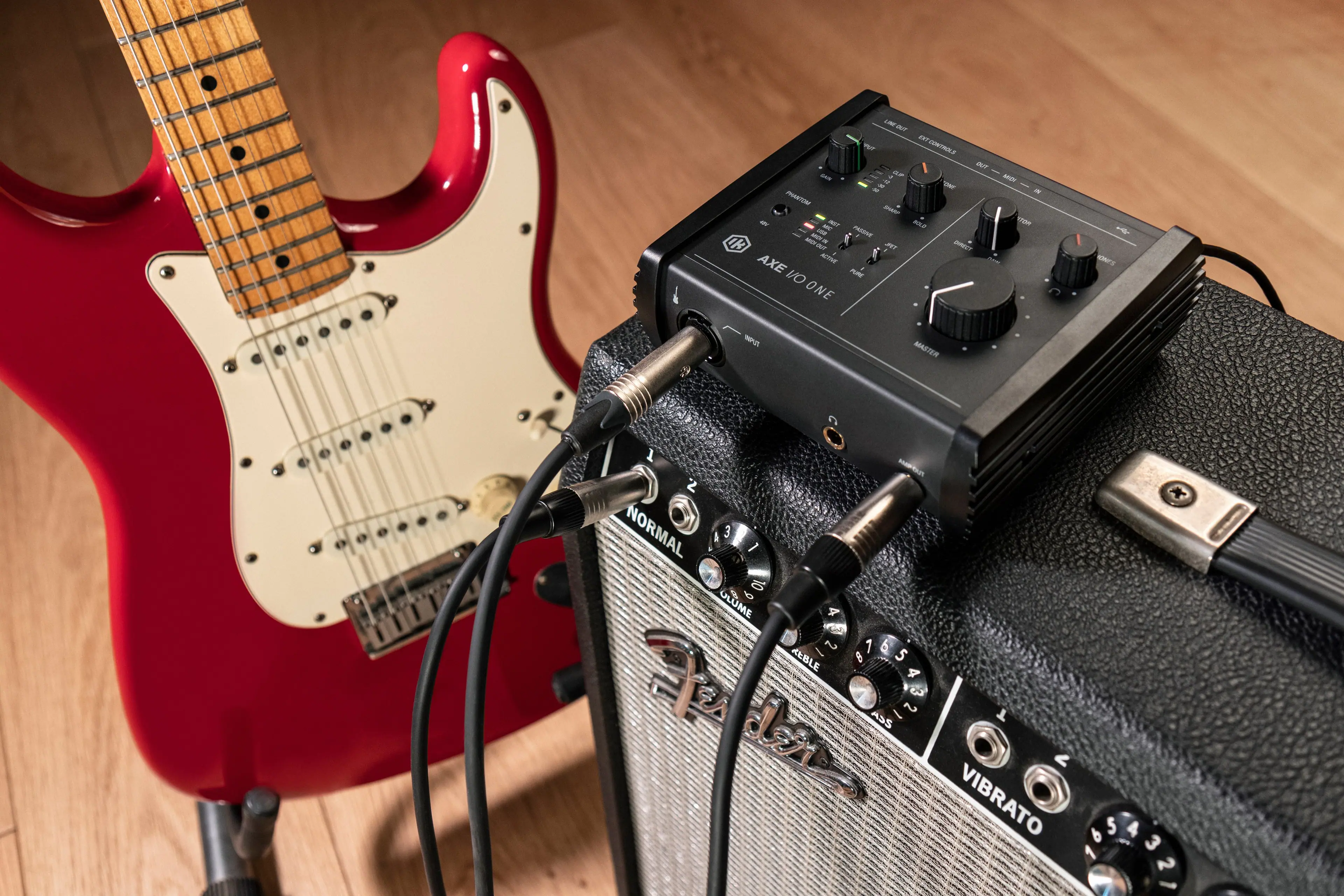 Alt View 14. IK Multimedia - AXE I/O ONE.