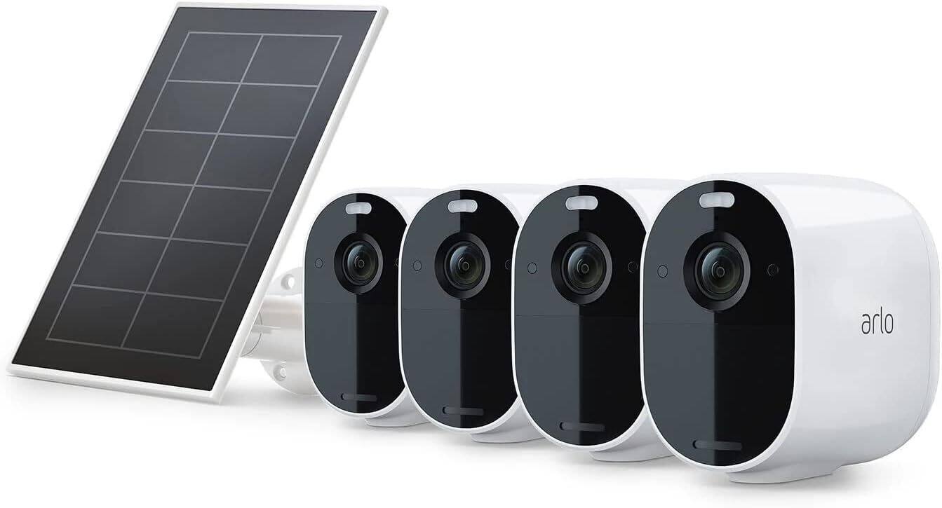 Angle. NETGEAR - Arlo Essential Spotlight 4 Camera Security System with Solar Power Panel (White).