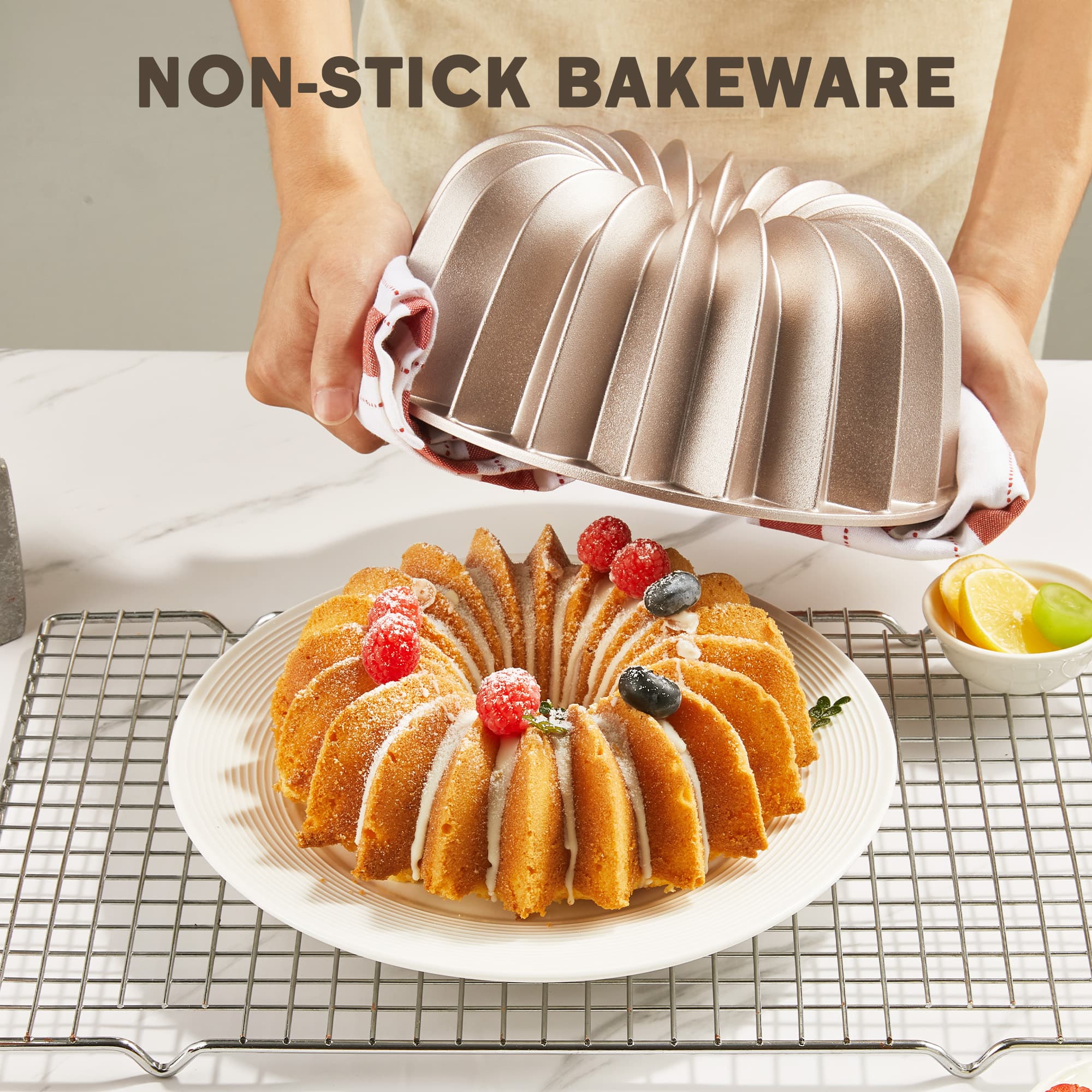 HONGBAKE - Non-Stick Cake Pan, 9.5-Inch Aluminum Cake Mold, 10 Cup Fluted Heavy Duty Tube Pan, Durable Rust & Scratch-Resistant, Ba