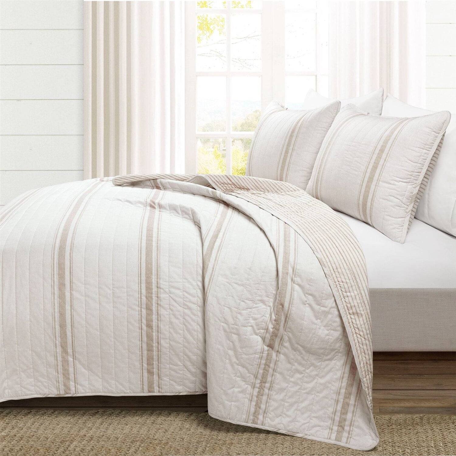 Angle. Hivvago - King Size Beige White 3 Piece Stripe Reversible Cotton Quilt Set - Beige, White.