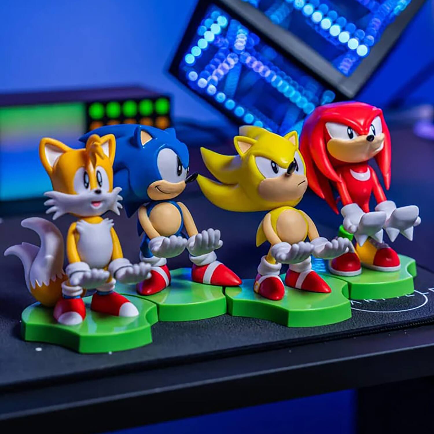 Alt View 15. Cable Guys by Exquisite Gaming - Cable Guys: SEGA - Tails Holder Earbud & Phone Holder.