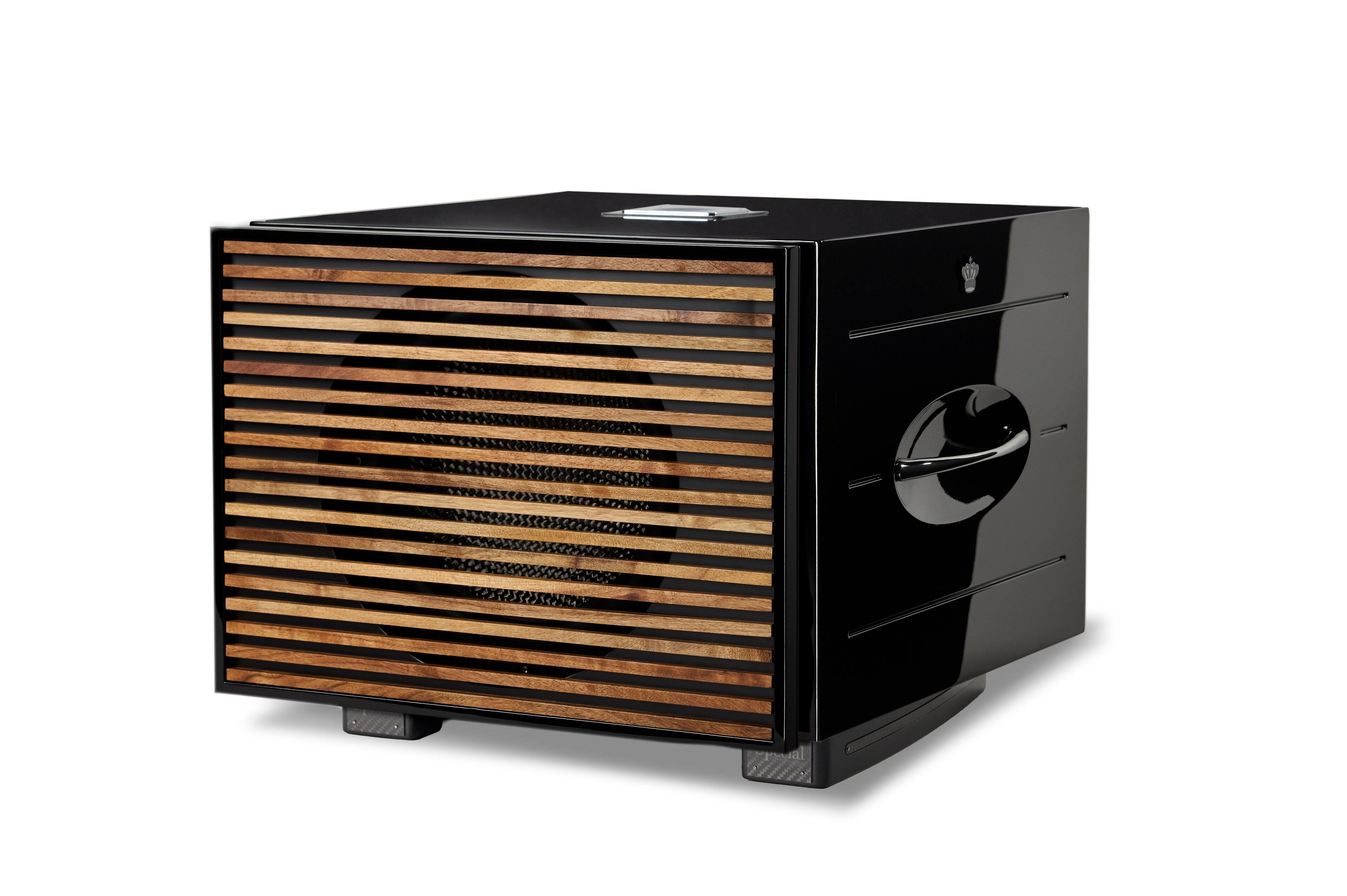 Alt View 1. REL - CARBON SPECIAL BLACK LABEL - Black.