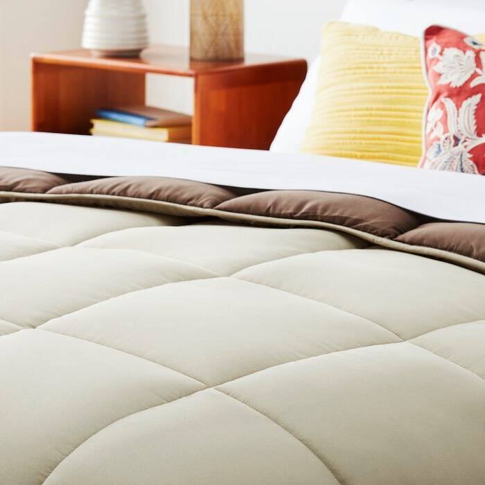 Left. Hivvago - Twin All Seasons Beige/Brown Reversible Polyester Down Alternative Comforter - Beige/Brown.
