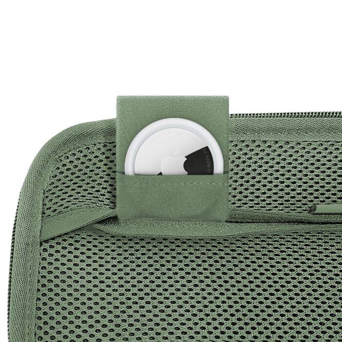 Alt View 8. Belkin - Gaming Charging Case for Nintendo Switch 2, 10k Portable Charger Case 20W Quick Charging, Game Card Storage - Sage Green.