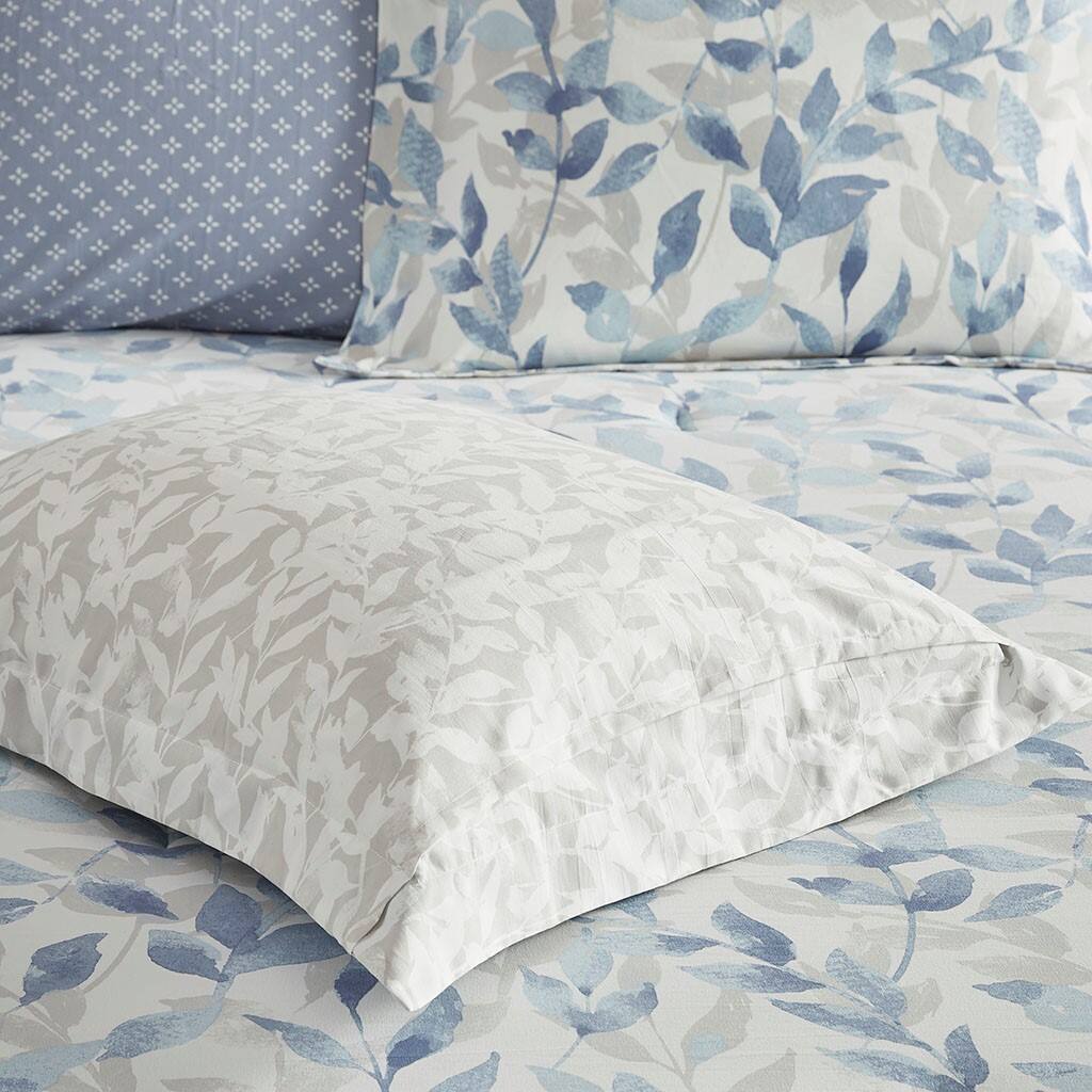 Alt View 3. Gracie Mills - Gracie Mills Zelma Reversible 6 Piece Comforter Set with Bed Sheets - Blue.