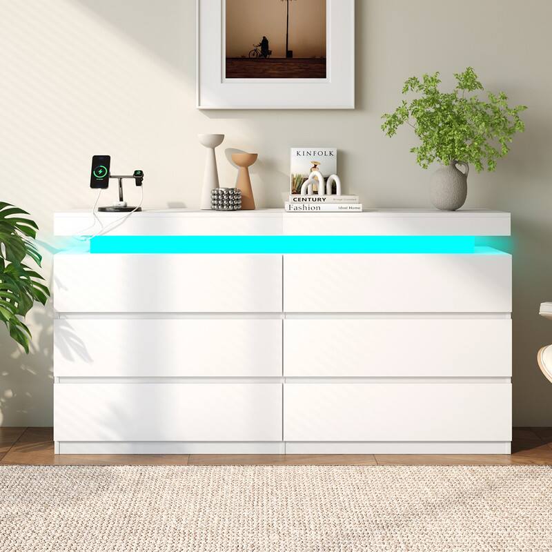 KINFOLK  
CENTURY Fashion