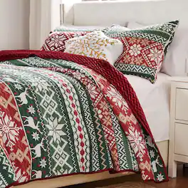 Greenland Home Fashions - Greenland Home Fashion Fair Isle 3 Pieces Quilt Set Including Pillow Sham Full/Queen - Red