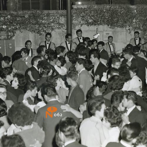 Royal Jesters - English Oldies   - COMPACT DISCS [CD] price history on PriceWatchPro