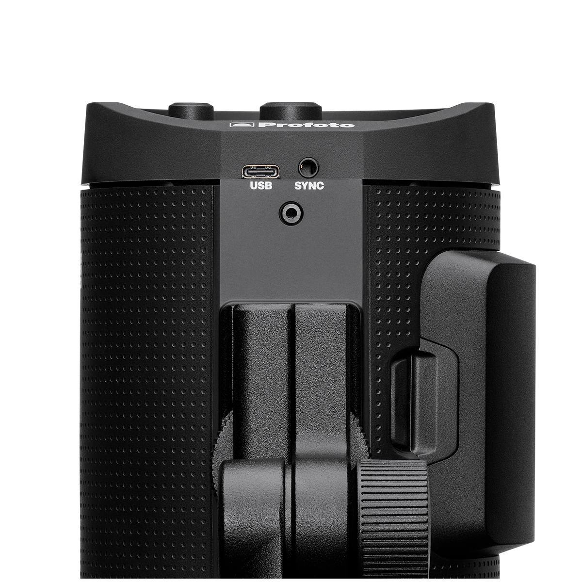 - Profoto USB SYNC