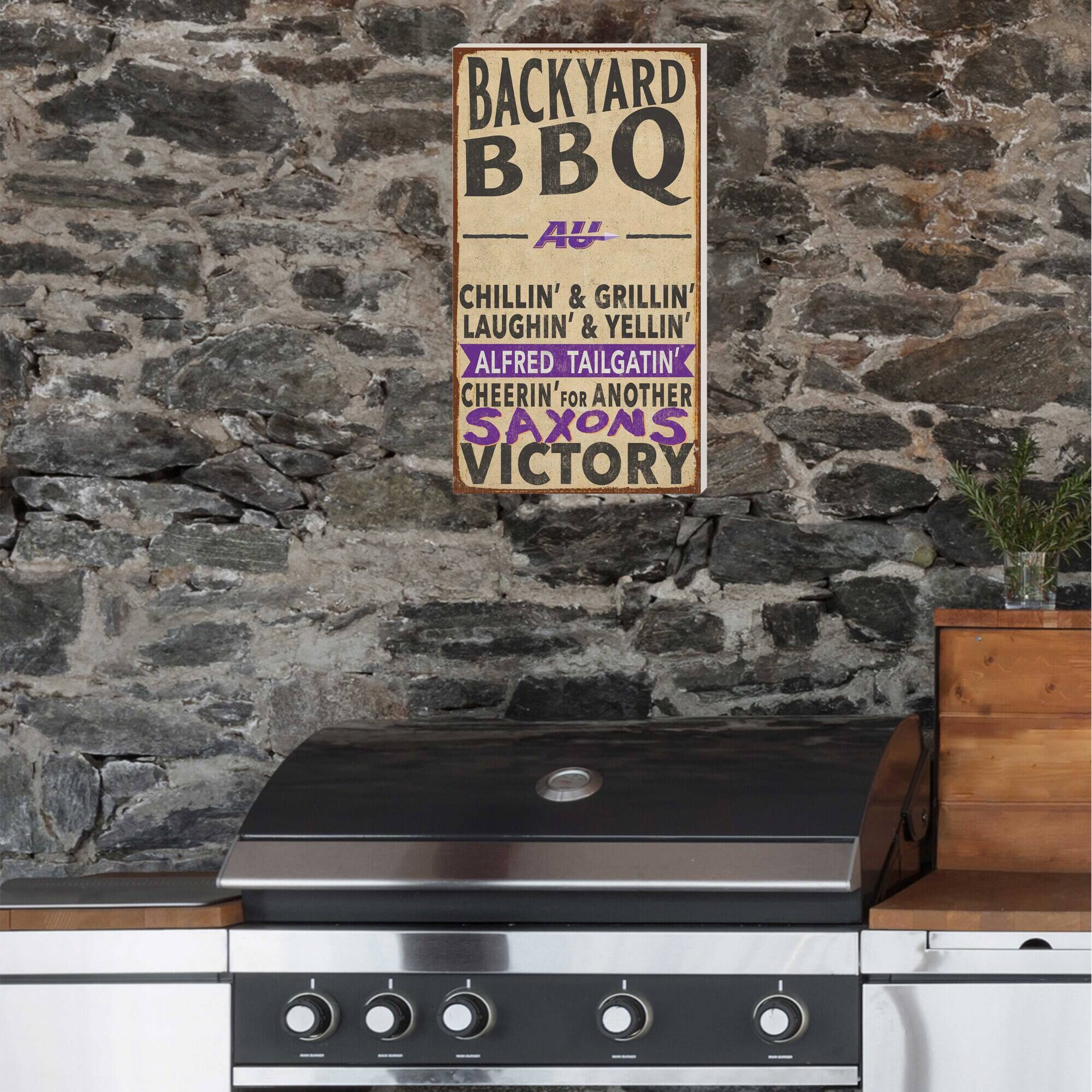 BACKYARD BBQ  
AU  
CHILLIN' & GRILLIN'  
LAUGHIN' & YELLIN'  
ALFRED TAILGATIN'  
CHEERIN' FOR ANOTHER  
SAXONS VICTORY