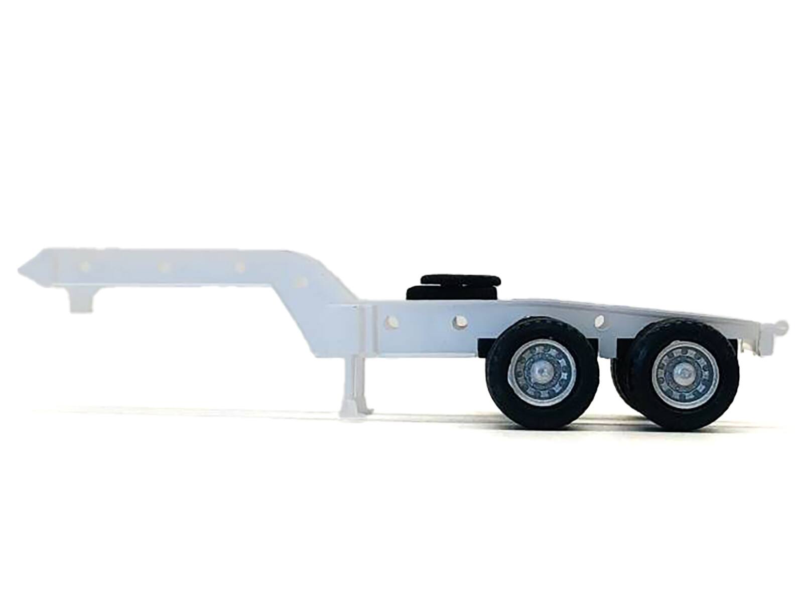 Angle. Promotex - 2-Axle Heavy Equipment Jeep White 1/87 (HO) Plastic Model by Promotex - White.