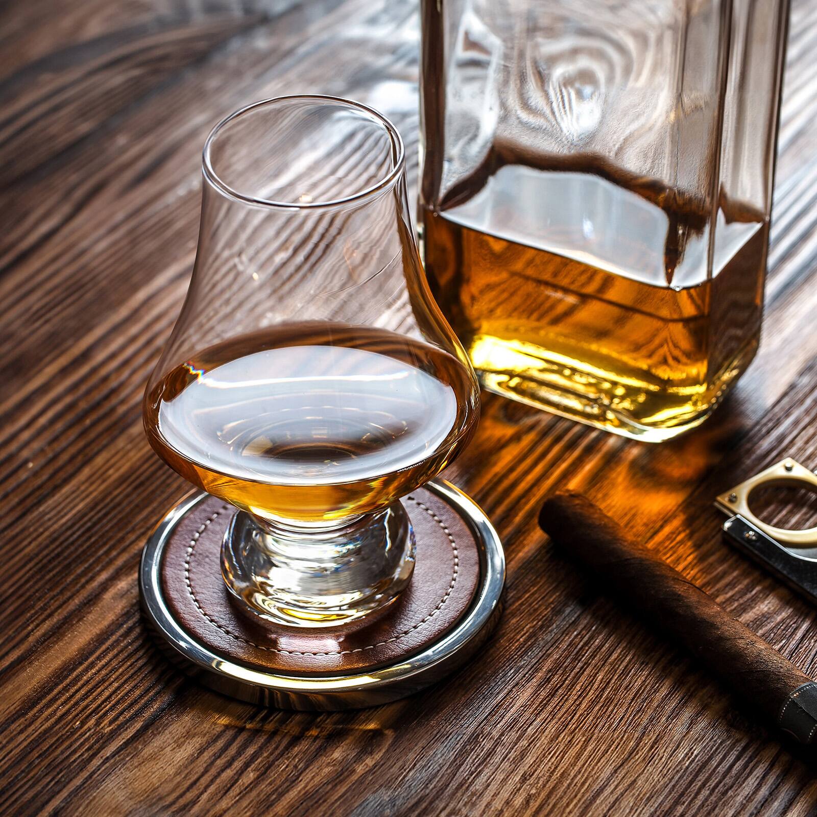 Alt View 2. Final Touch - Whiskey Tasting Glasses - Set of 2 - Clear.