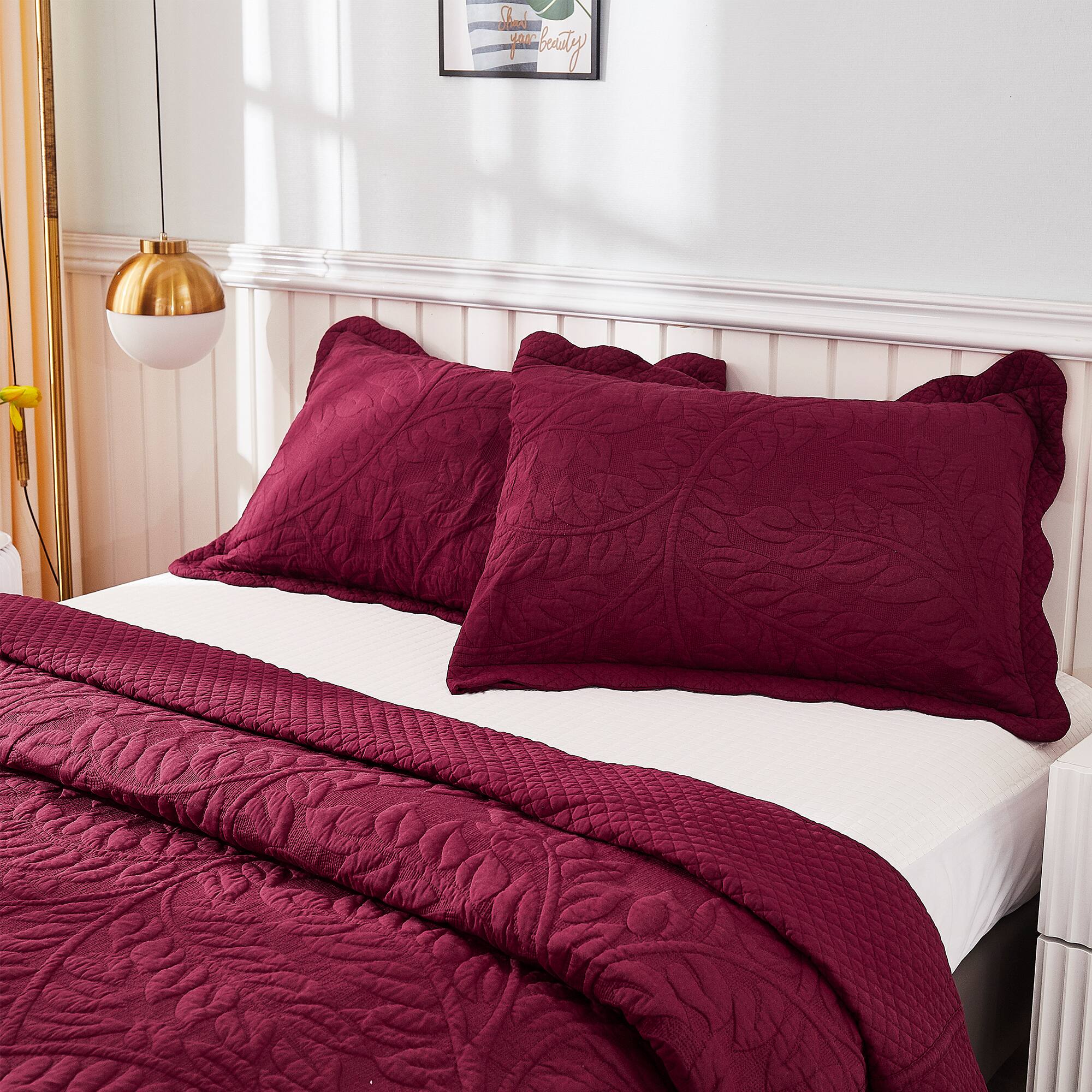 Sure, here is the corrected text:

"Show your beauty"