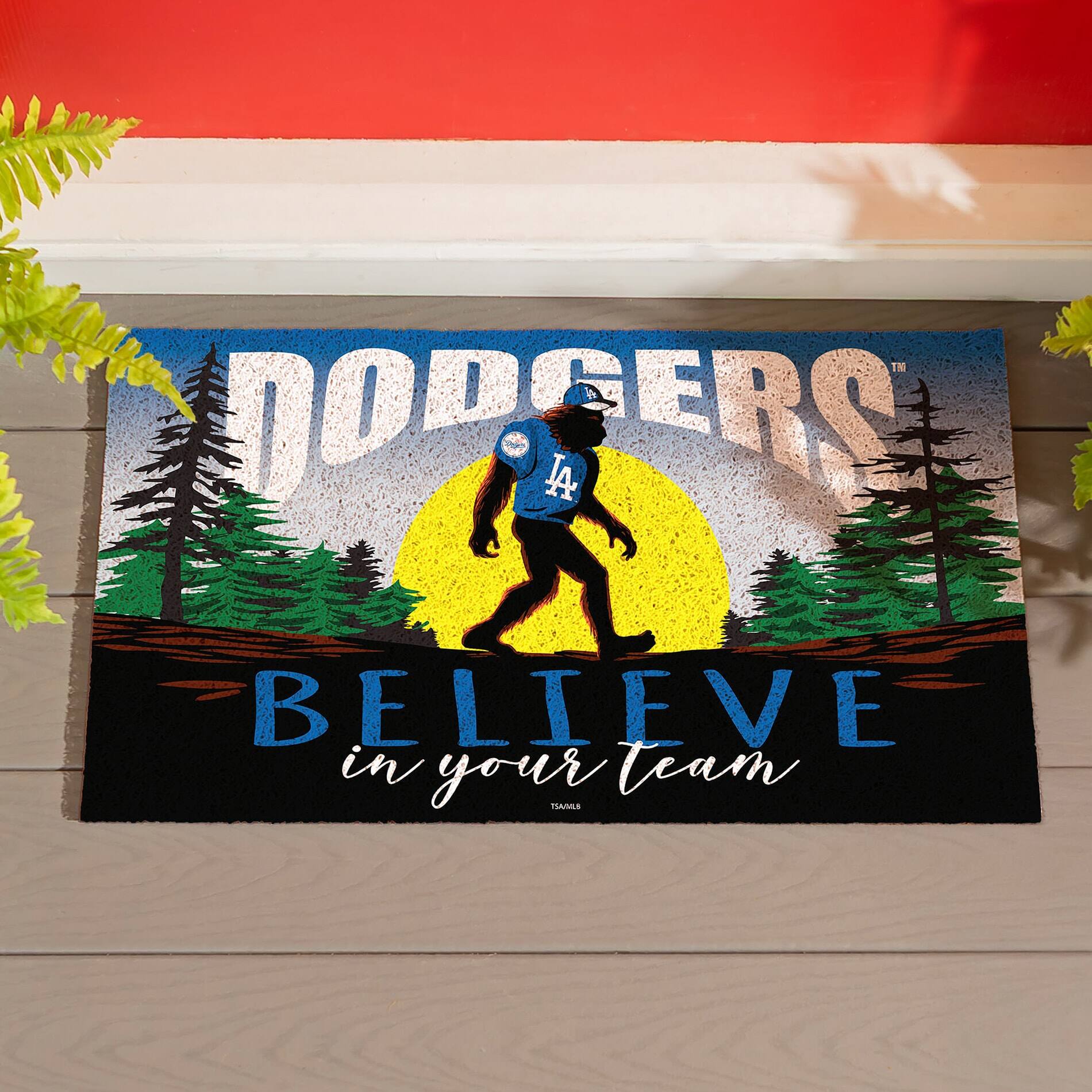 DODGERS  
BELIEVE in your team  
TSA/MLB