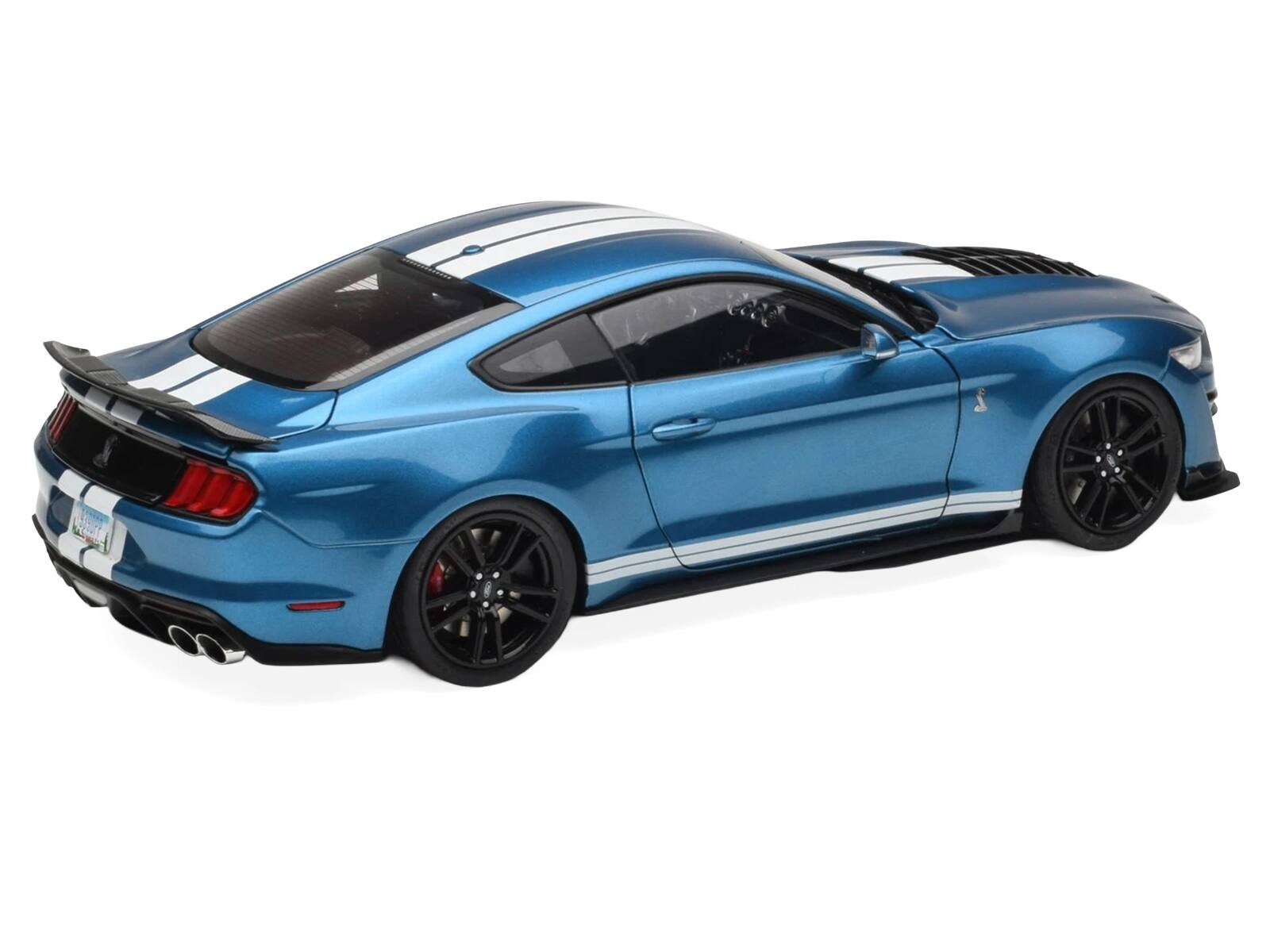 Alt View 5. IXO - 2022 Ford Mustang Shelby GT500 Blue Metallic with White Stripes 1/18 Diecast Model Car by IXO Models.