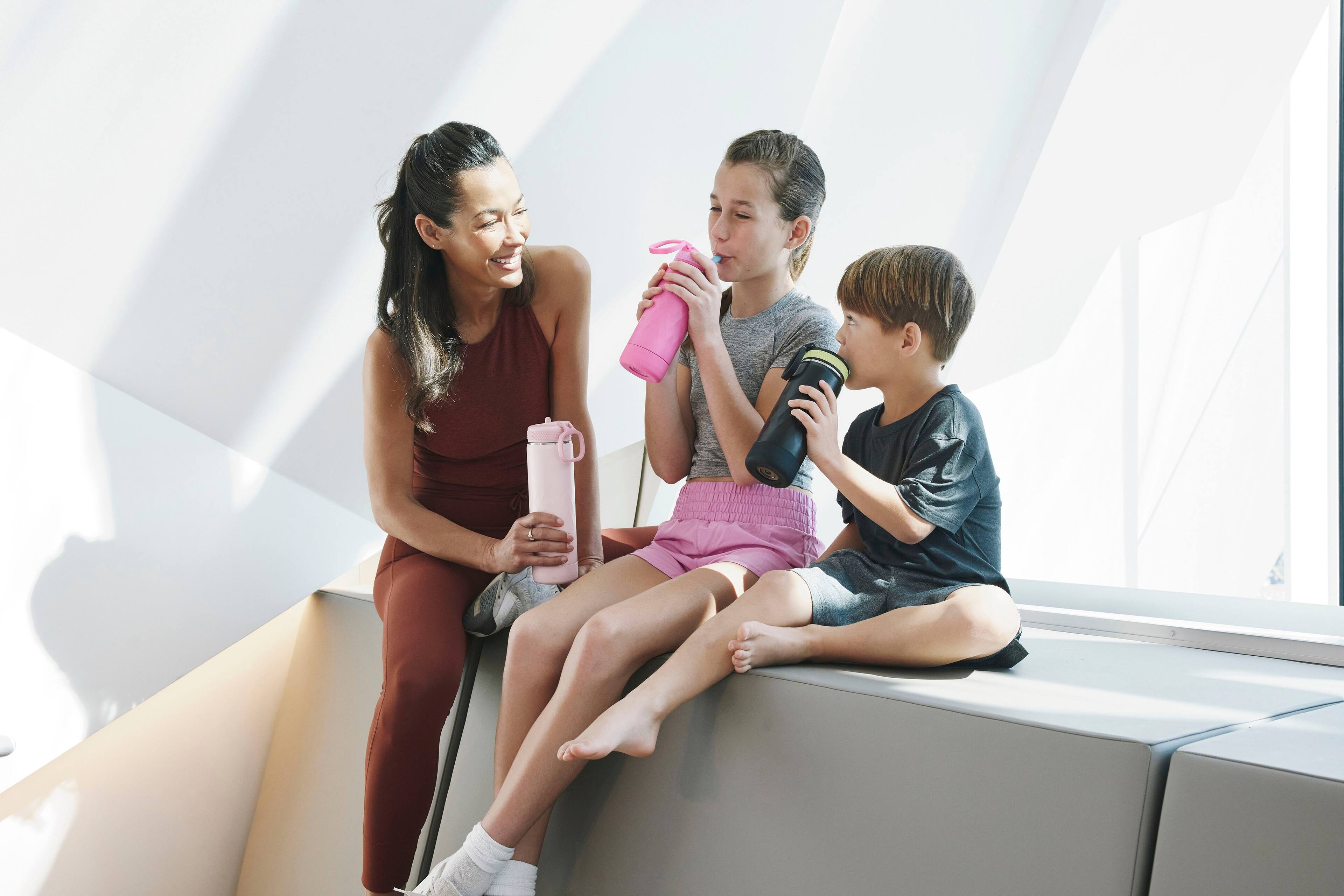 Alt View 2. Takeya - Sport 18-oz. Kids Leakproof Water Bottle with Straw Lid - Night Glow.