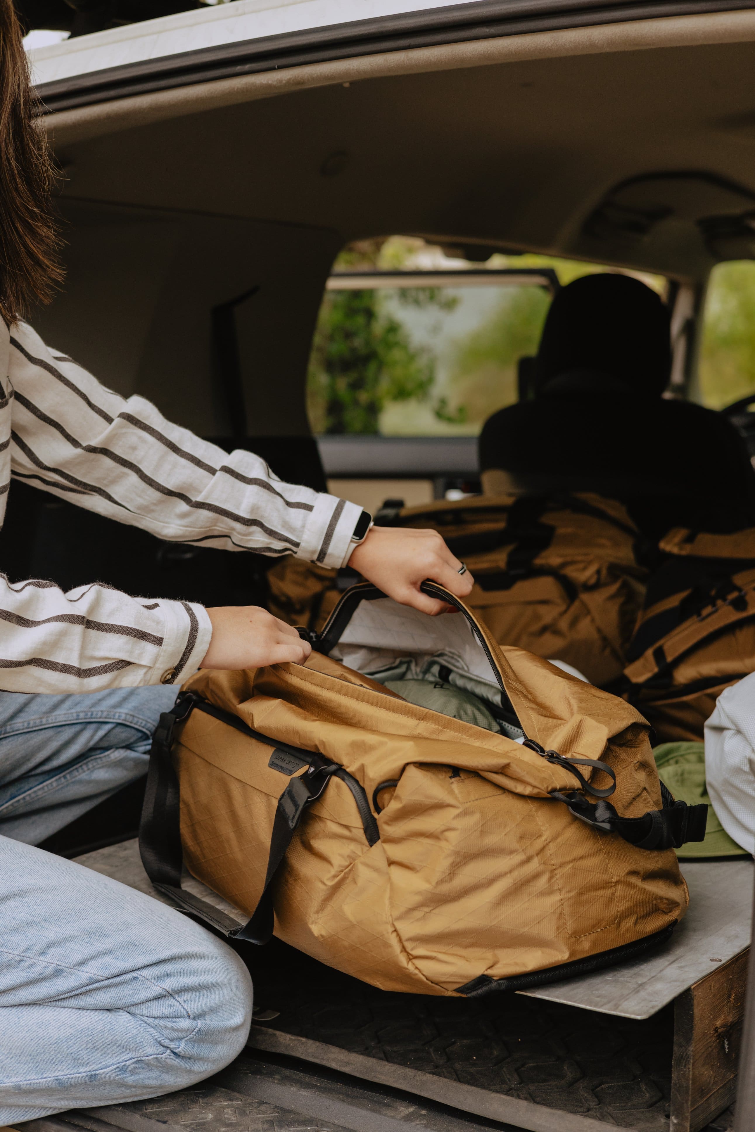 Alt View 21. Peak Design - Travel Duffel 35L - Coyote.