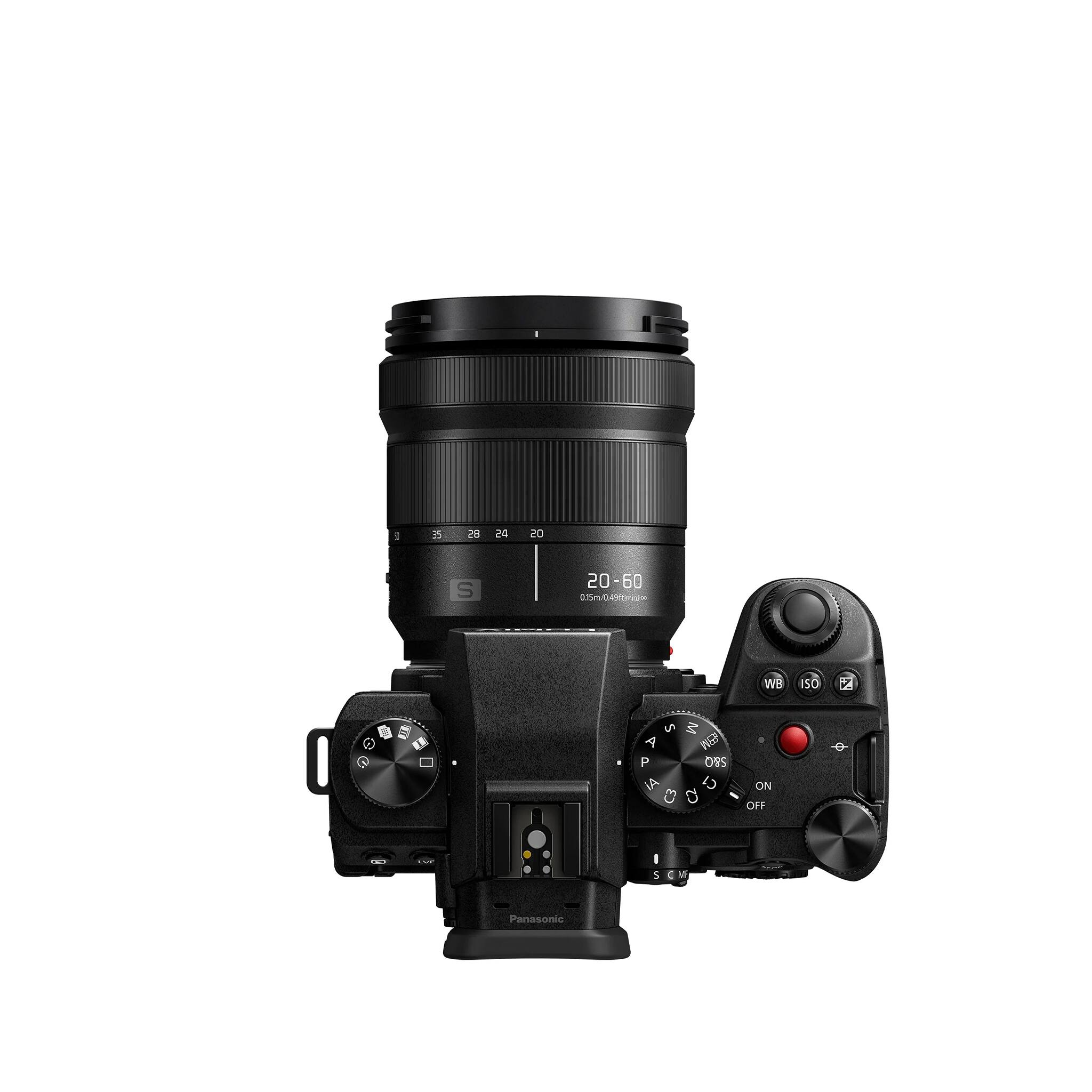 3
35 28 24 20
S
20-60 0.15m/0.45ft
WB
ISO
2
$ A P A C3
M WEB S&O C1 C2
ON OFF

5
Panasonic